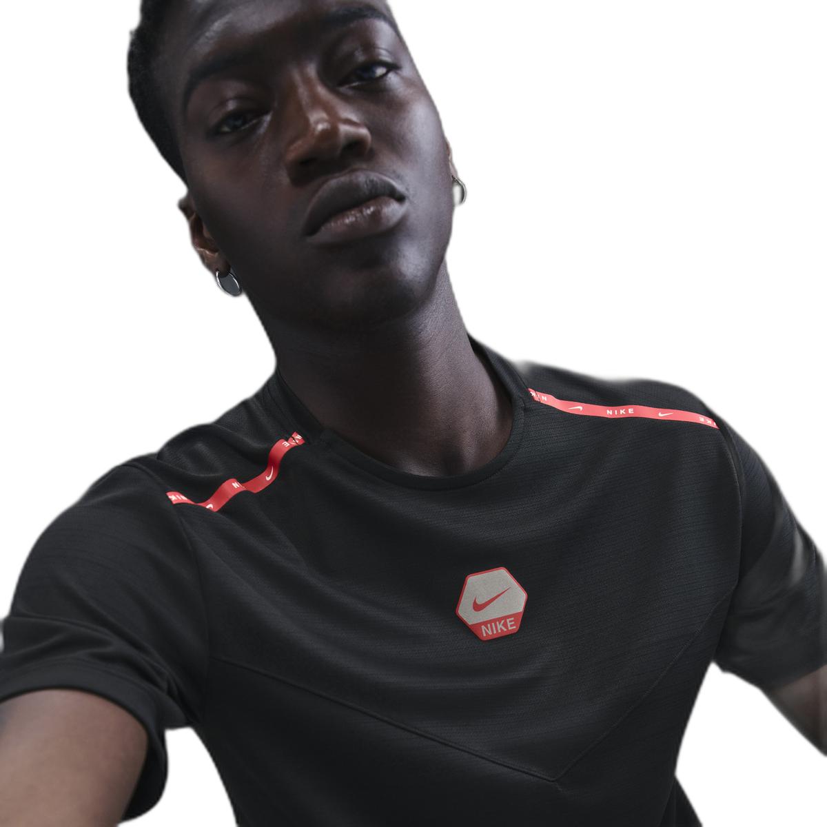 product/n/i/nike_ih4291-010_black_2.jpg