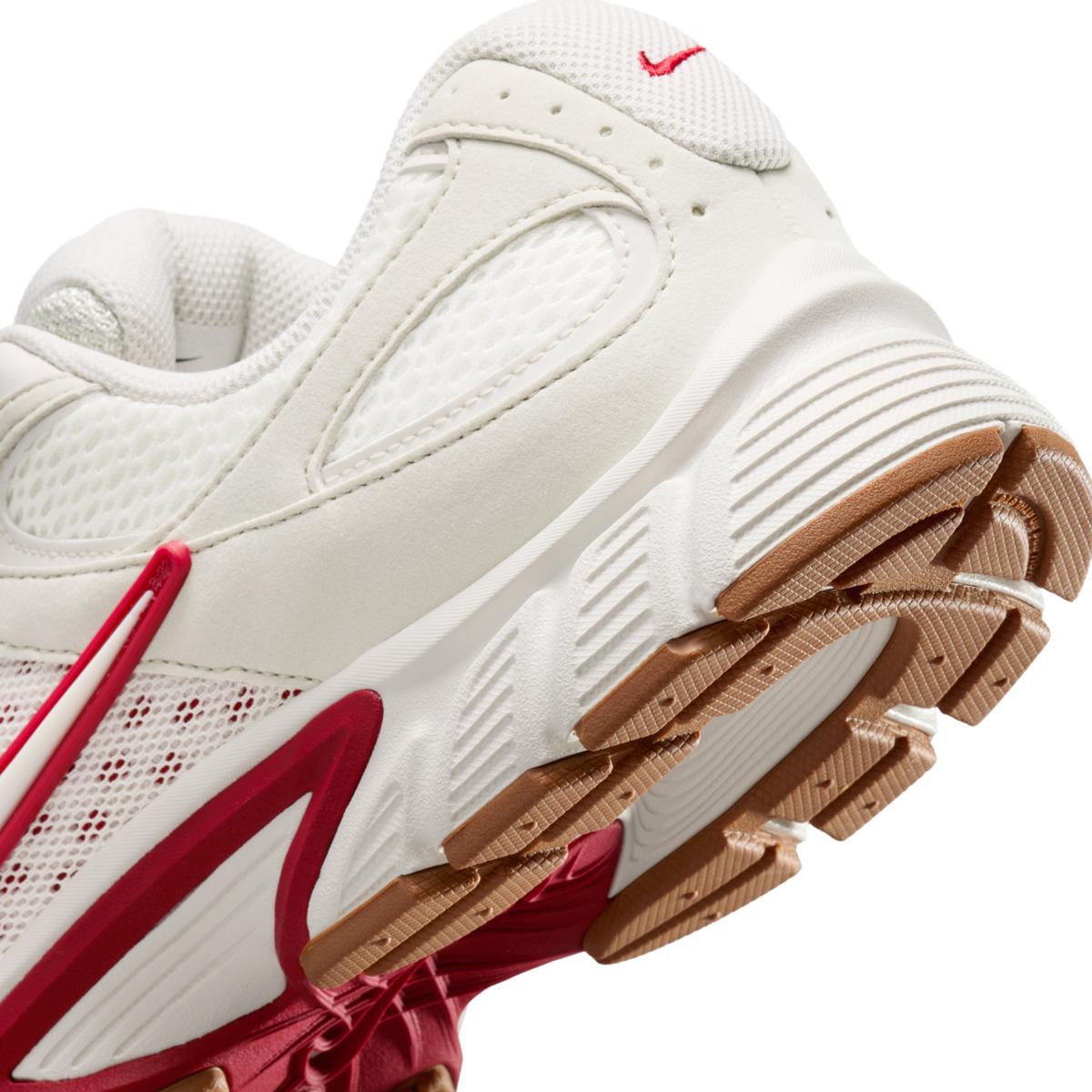 product/n/i/nike_ii6292-100-phsyd002.jpg