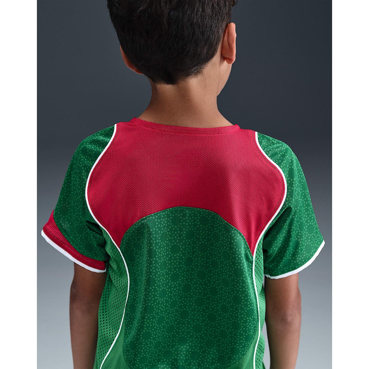 product/n/i/nike_ii9785-306_classic-green-sport-red-white-white_5.jpg