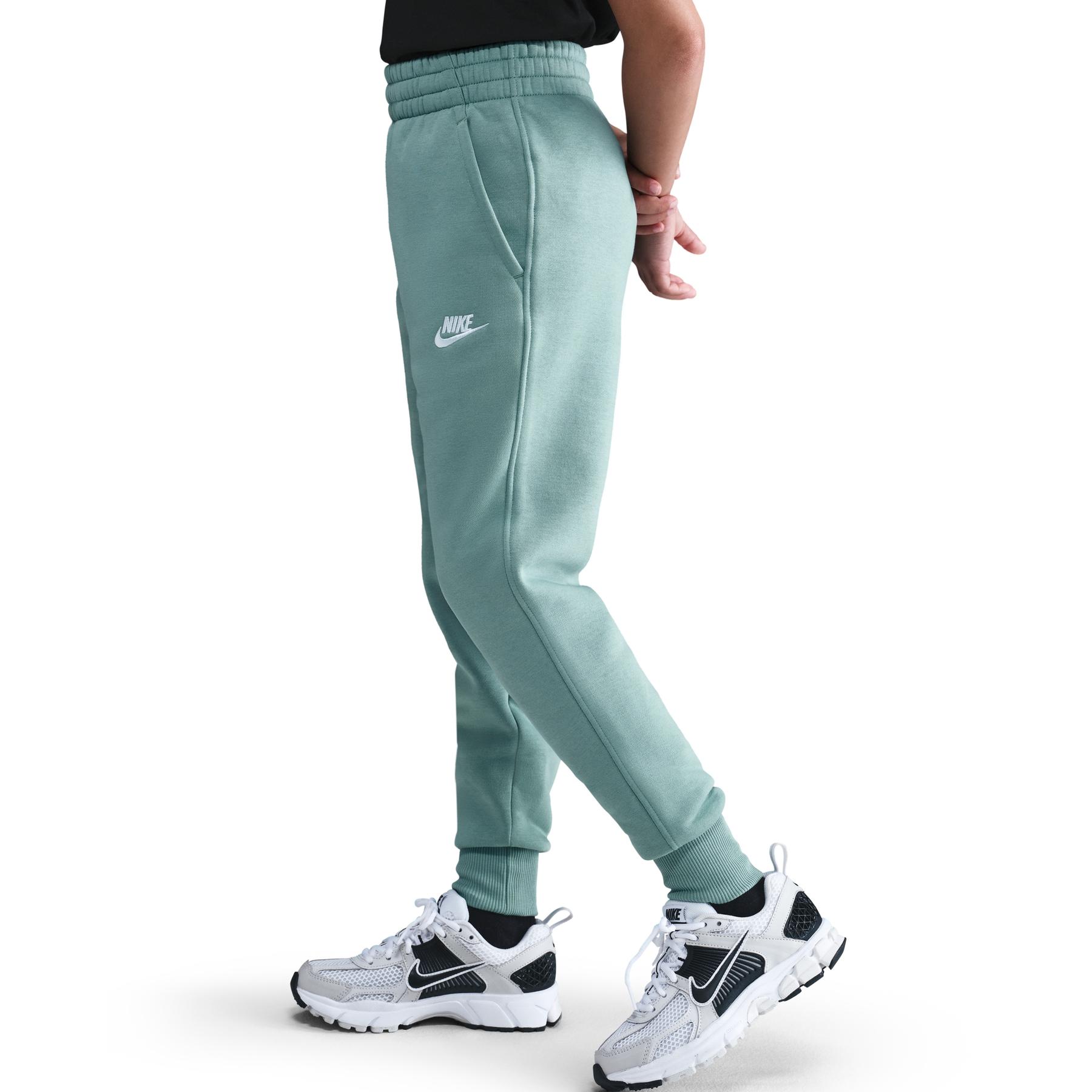 product/2/0/2025_08_nike_fd2921-017-phsym002.jpg