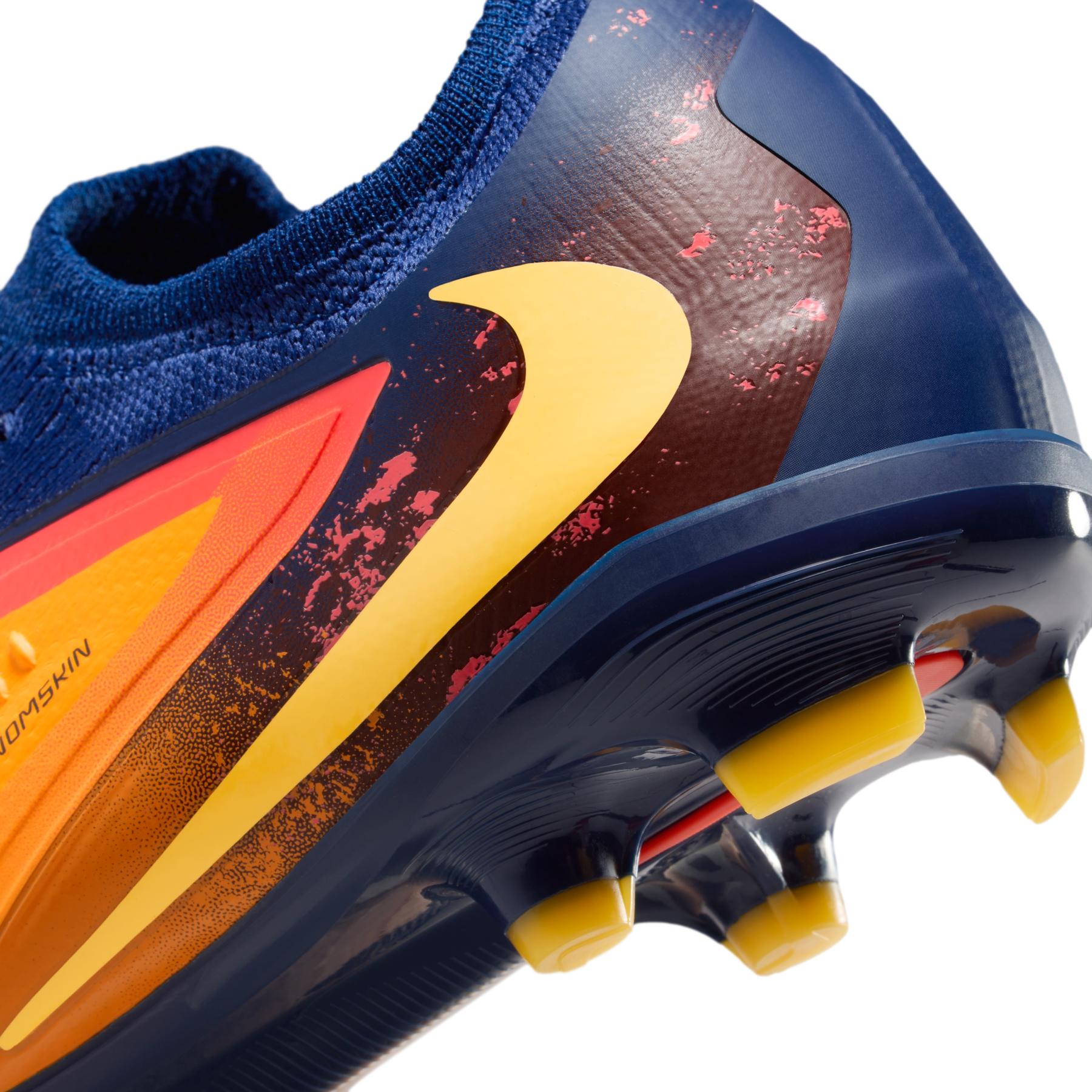 product/2/0/2025_08_nike_hq2047-800-phsyd002.jpg