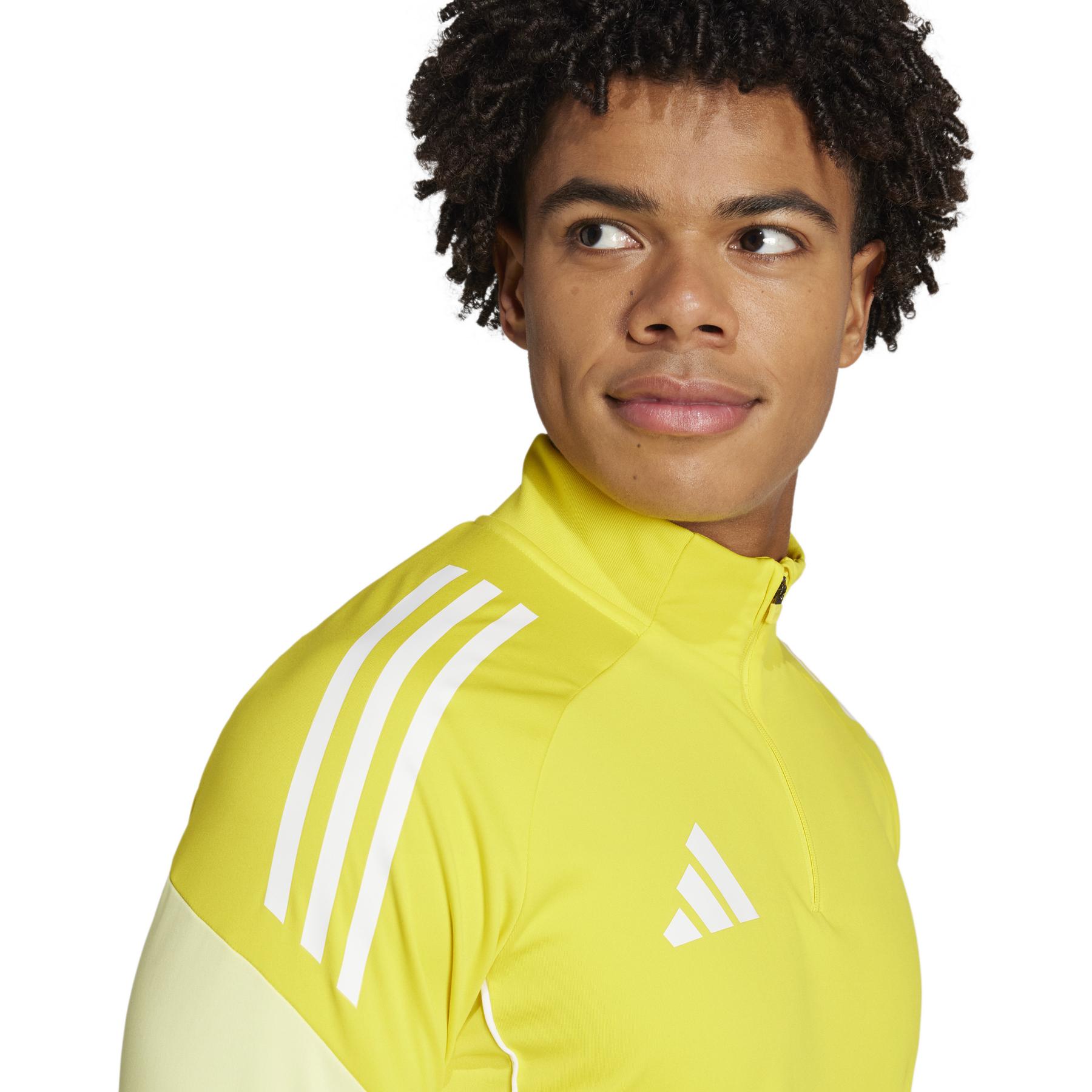 product/2/0/2025_09_adidas_ji8956_8_apparel_on_model_detail_view_1_white.jpg