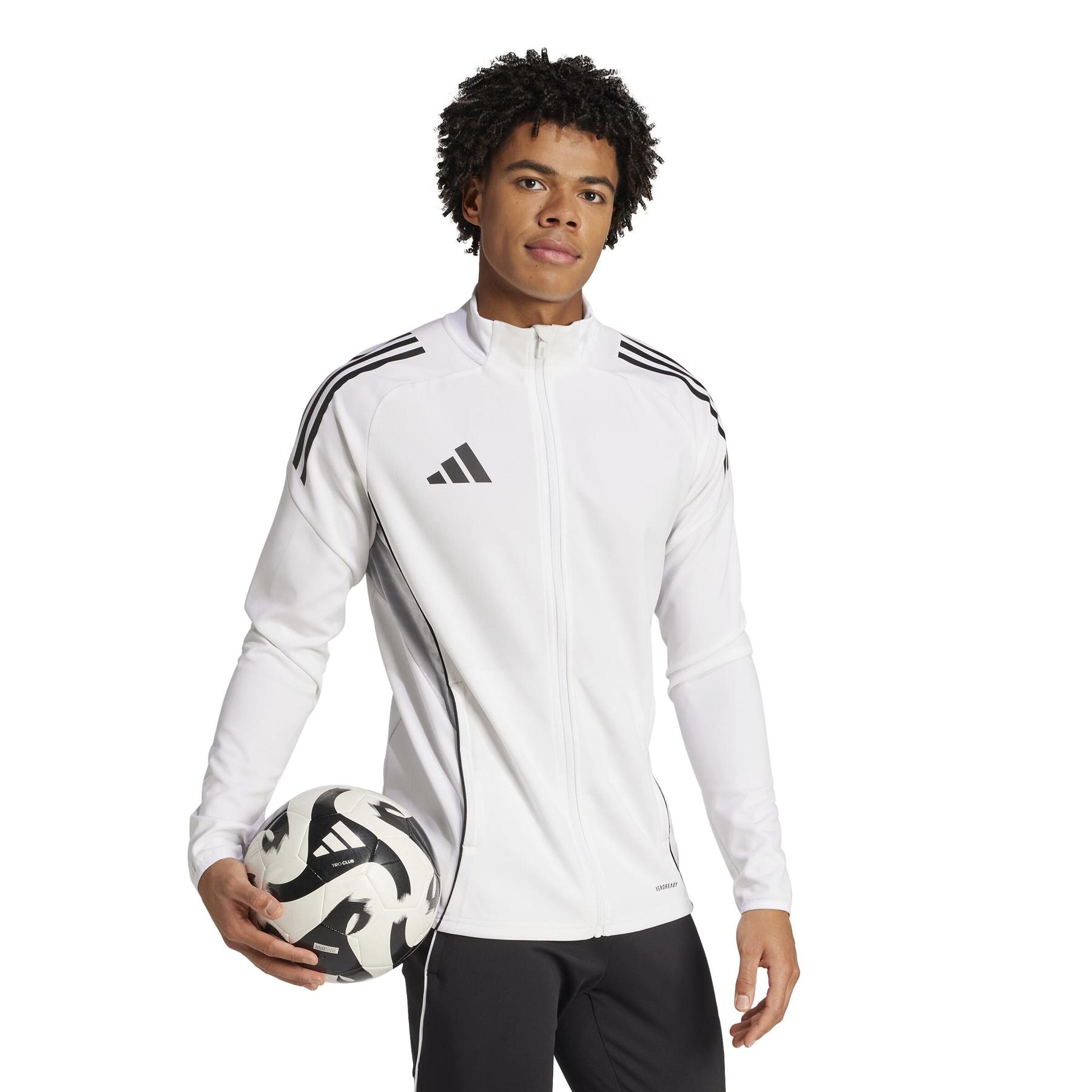 product/2/0/2025_09_adidas_jm3555_4_apparel_on_model_walking_view_white.jpg