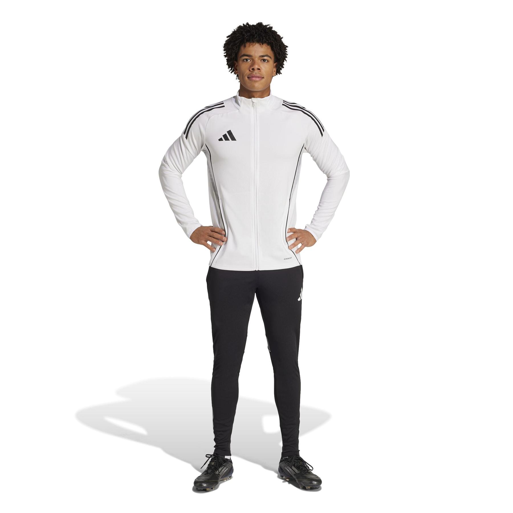 product/2/0/2025_09_adidas_jm3555_5_apparel_on_model_standard_outfit_view_white.jpg