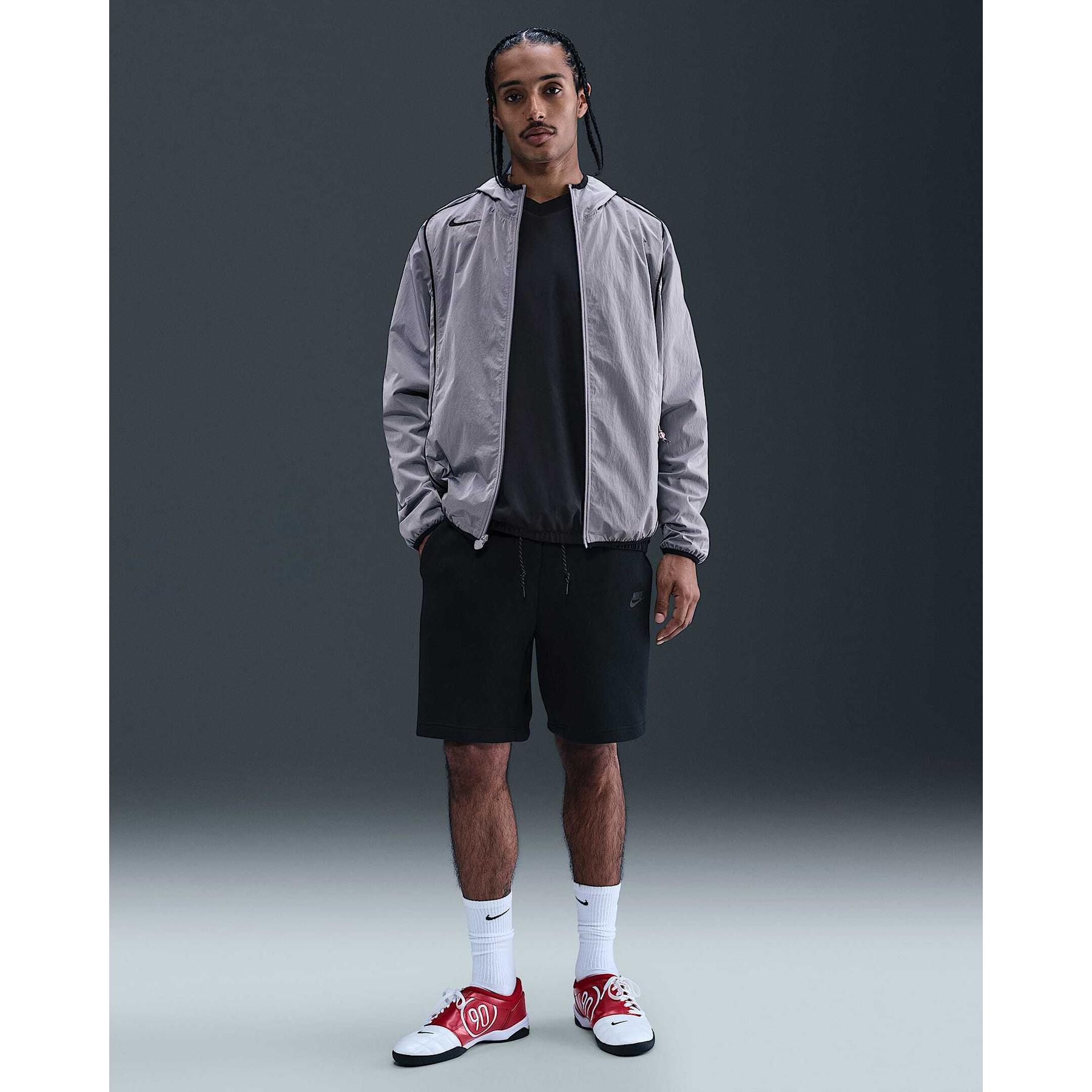 product/2/0/2025_10_nike_hv6406-043_1.jpg