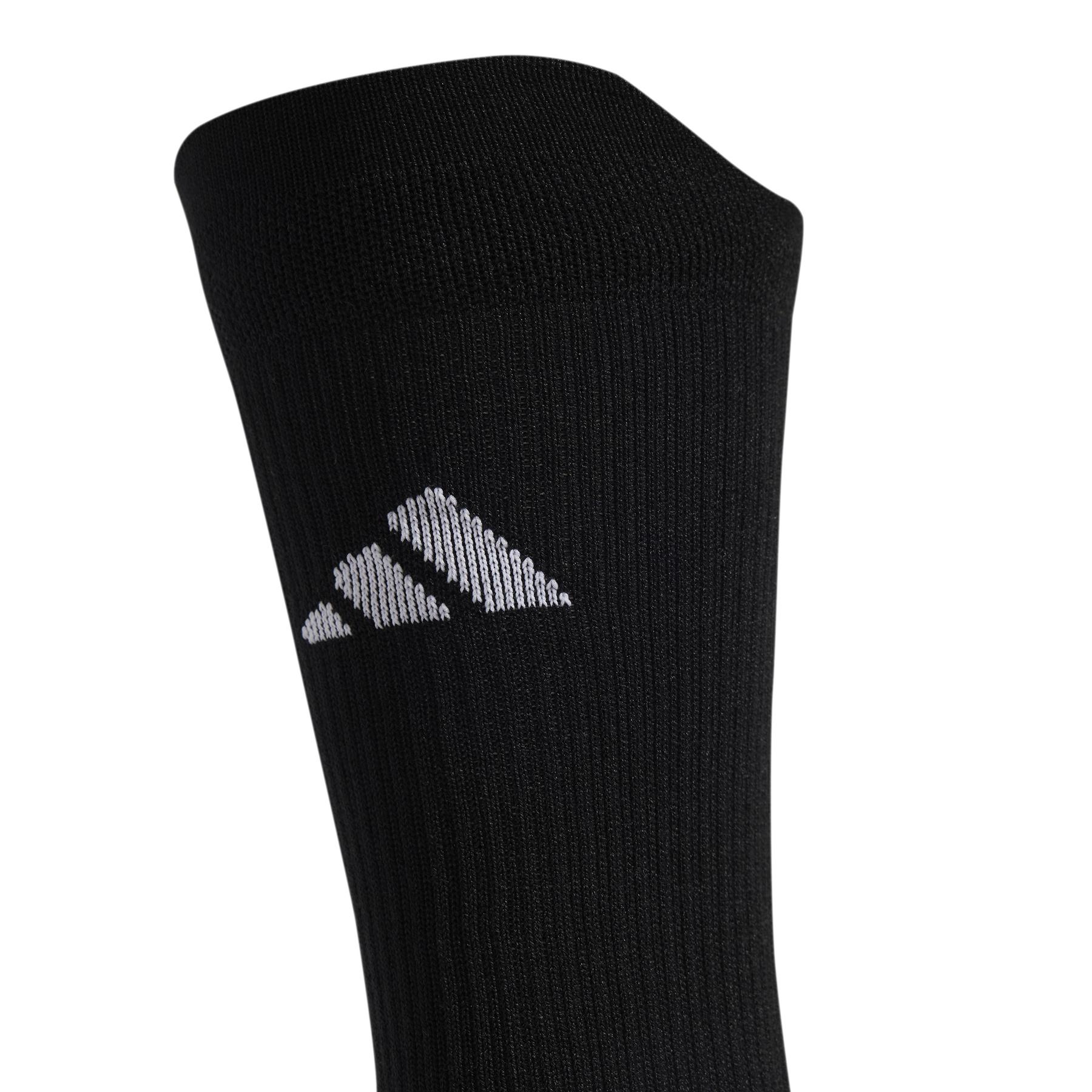 product/2/0/2025_adidas_hn8836_2_hardware_photography_detail_view_1_white.jpg