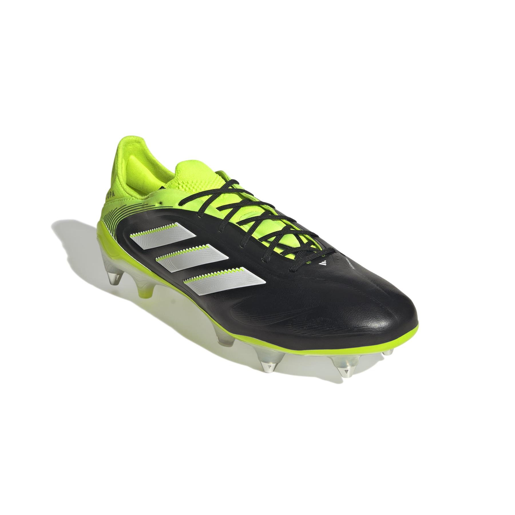 product/2/0/2025_adidas_jr2822_5_footwear_photography_front_lateral_top_view_white.jpg