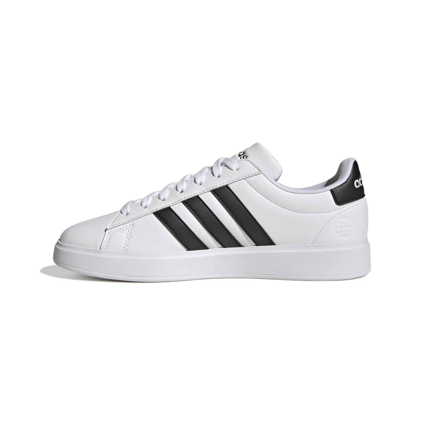 product/a/d/adidas-originals_gw9195_5_footwear_photography_side_medial_center_view_white_000.jpg
