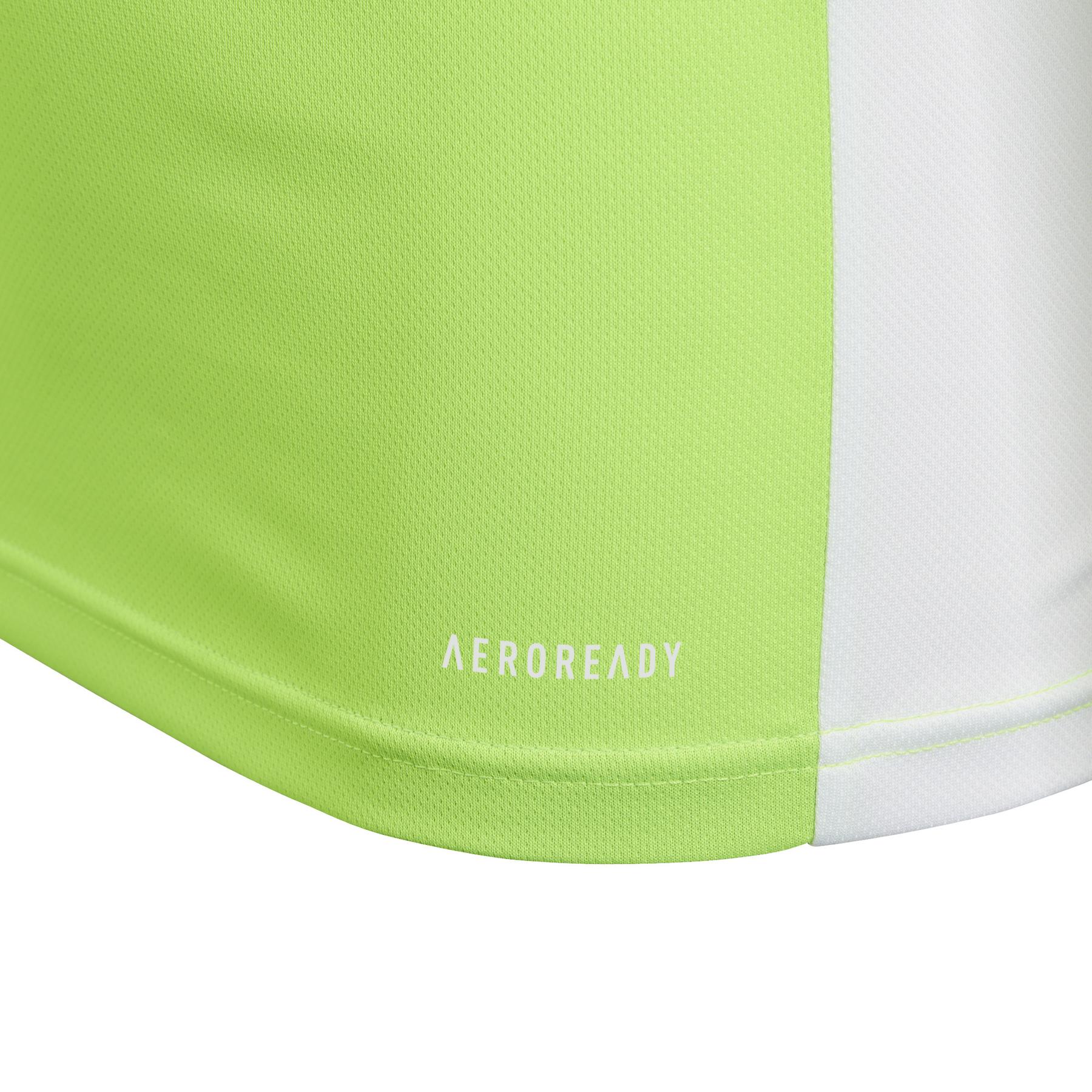 product/a/d/adidas_ce9755_6_apparel_photography_detail_view_3_white-nw112824.jpg