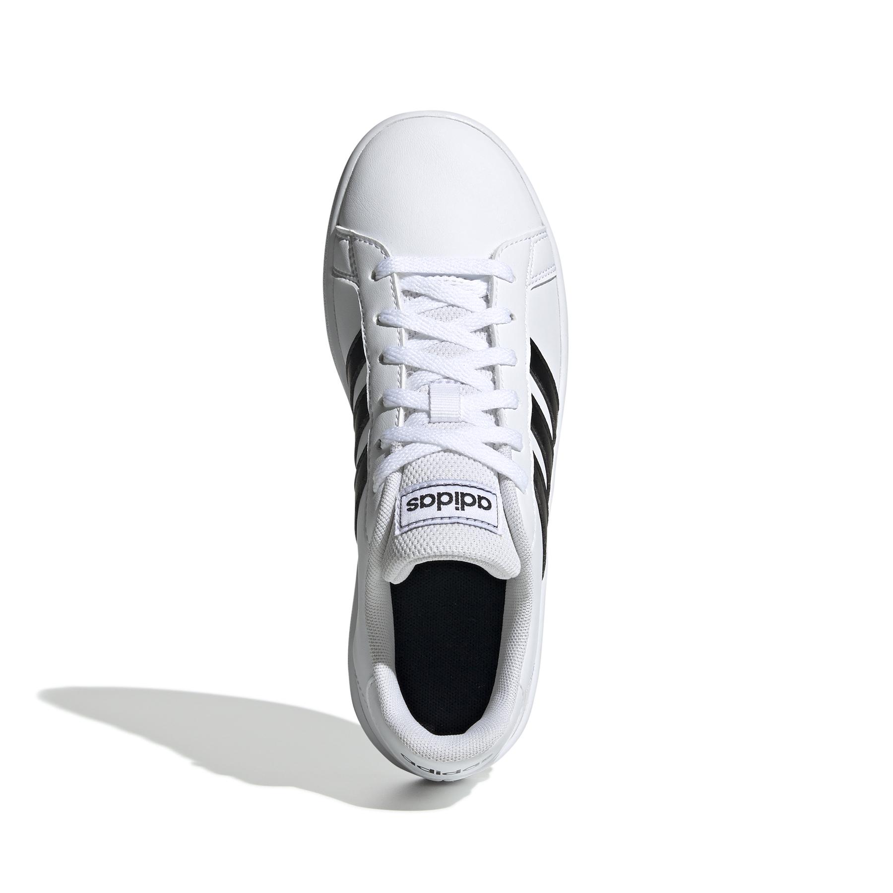 product/a/d/adidas_ef0103_3_footwear_photography_top_portrait_view_white_000.jpg