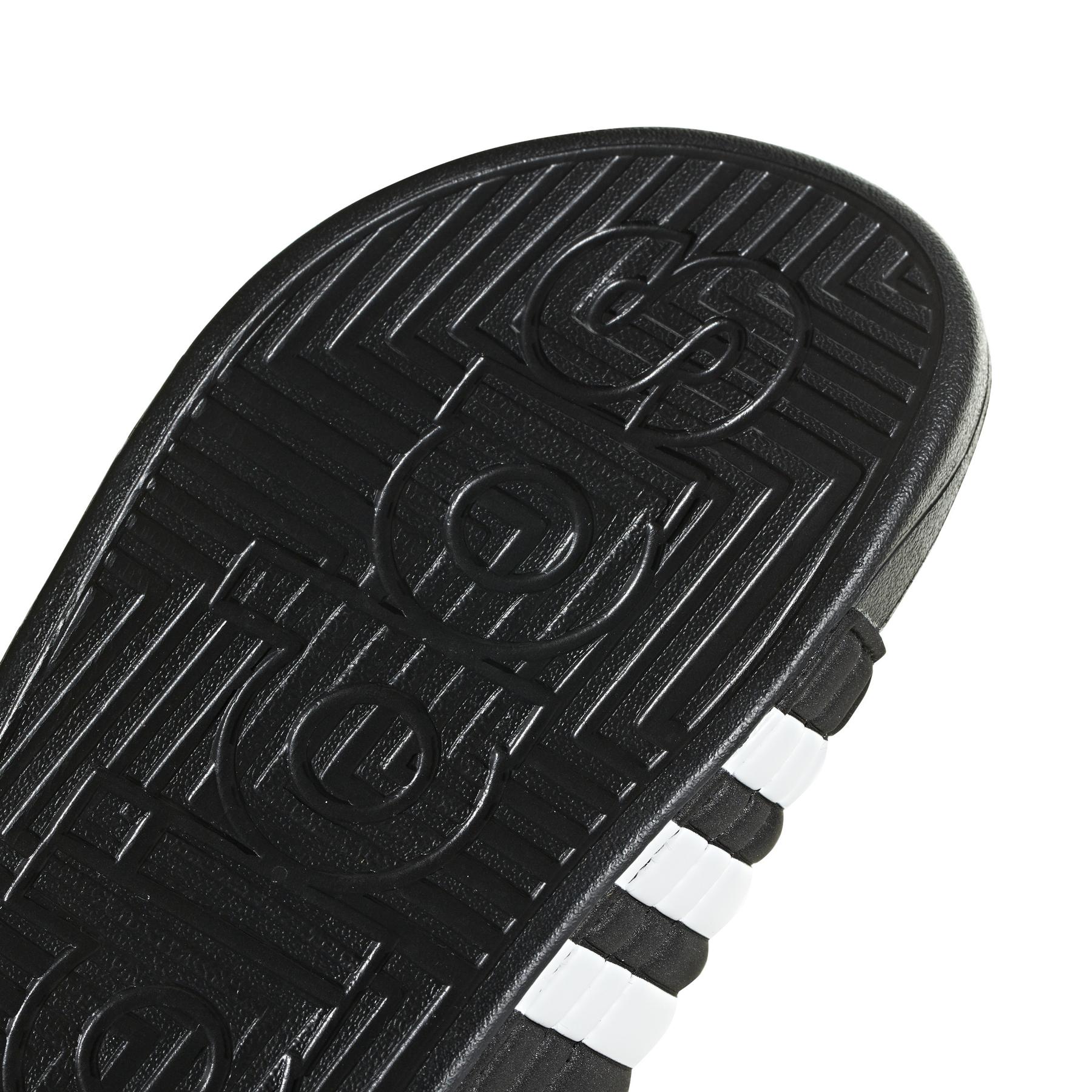 product/a/d/adidas_f35580_10_footwear_photography_detail_view_3_white-new0201.jpg