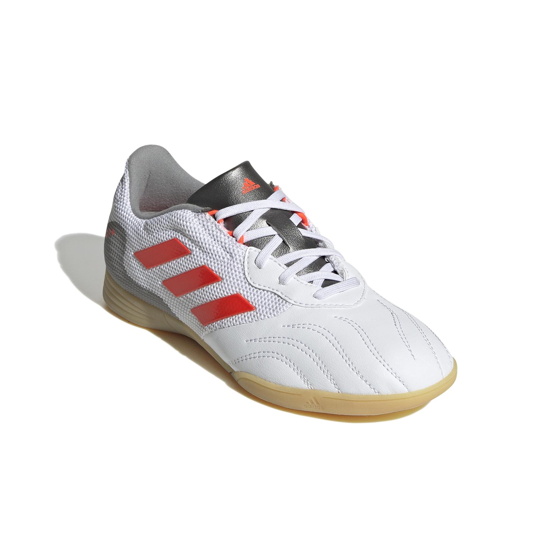 product/a/d/adidas_fy6158_6_footwear_photography_front_lateral_top_view_white_000.jpg