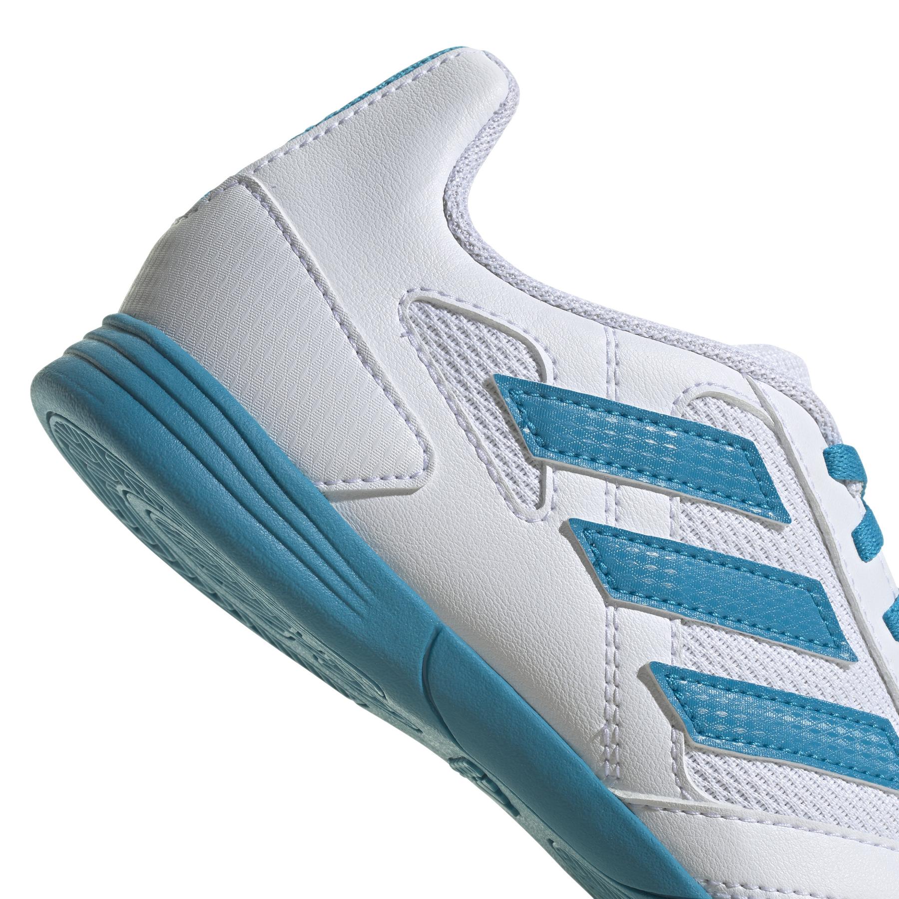 product/a/d/adidas_gz2561_7_footwear_photography_detail_view_1_white_000.jpg
