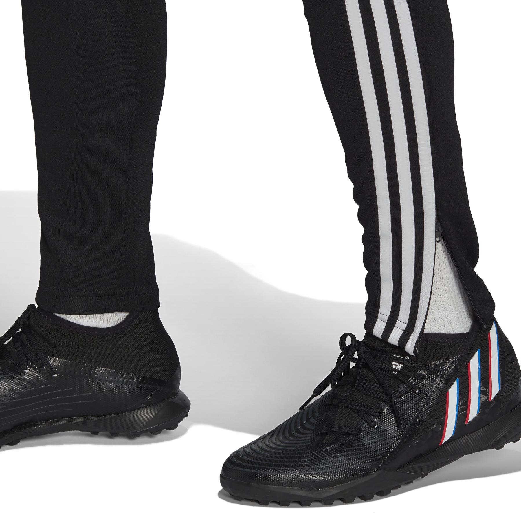 product/a/d/adidas_hs3494_7_apparel_on_model_detail_view_2_white.jpg