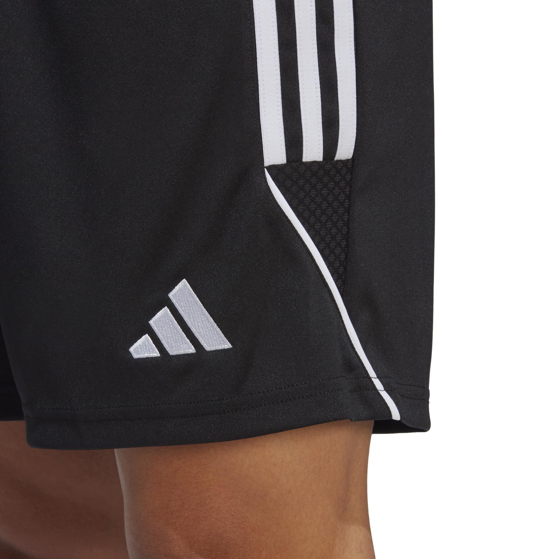 product/a/d/adidas_ht6129_8_apparel_on_model_detail_view_1_white-nw032624.jpg
