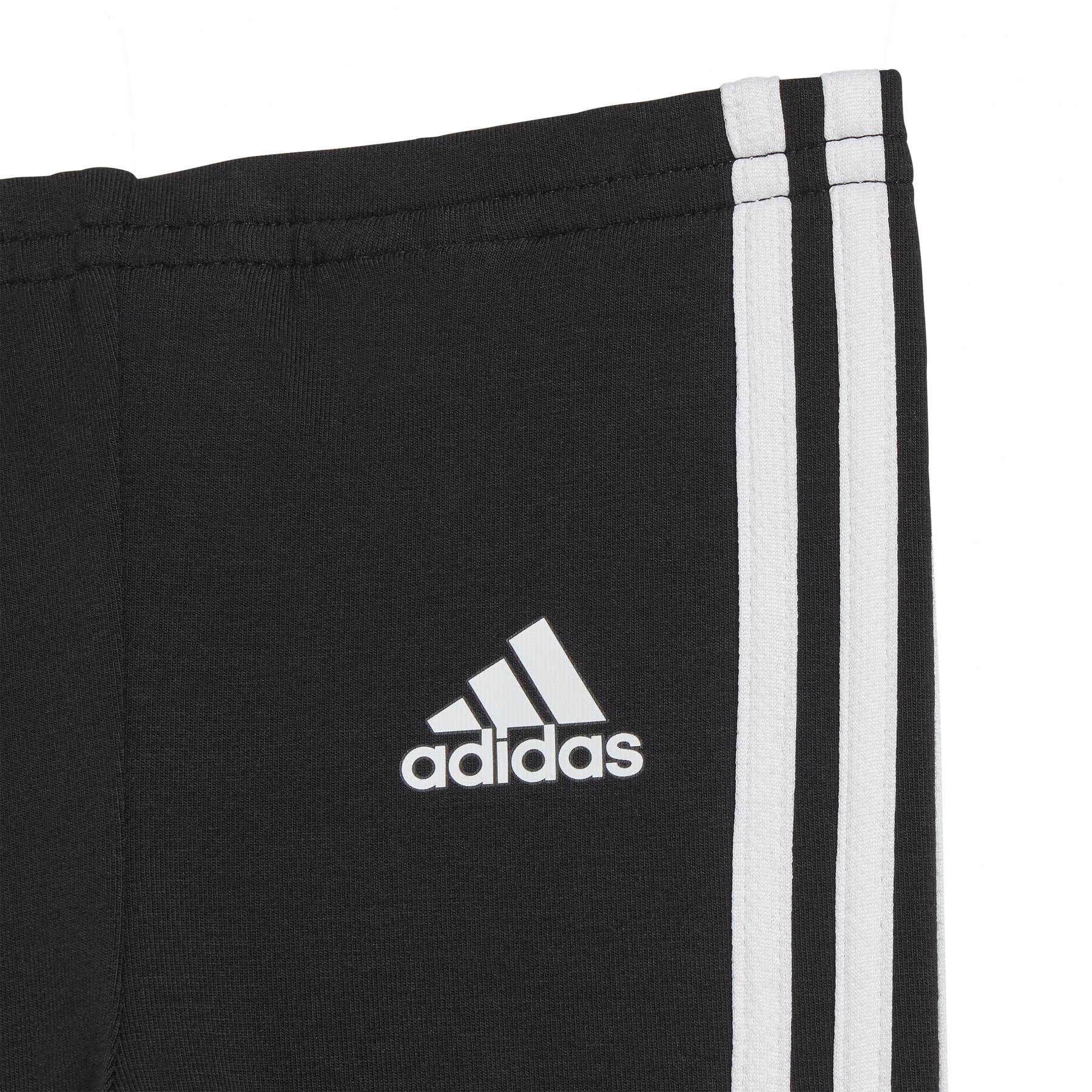 product/a/d/adidas_ia3125_4_apparel_photography_detail_view_3_white.jpg