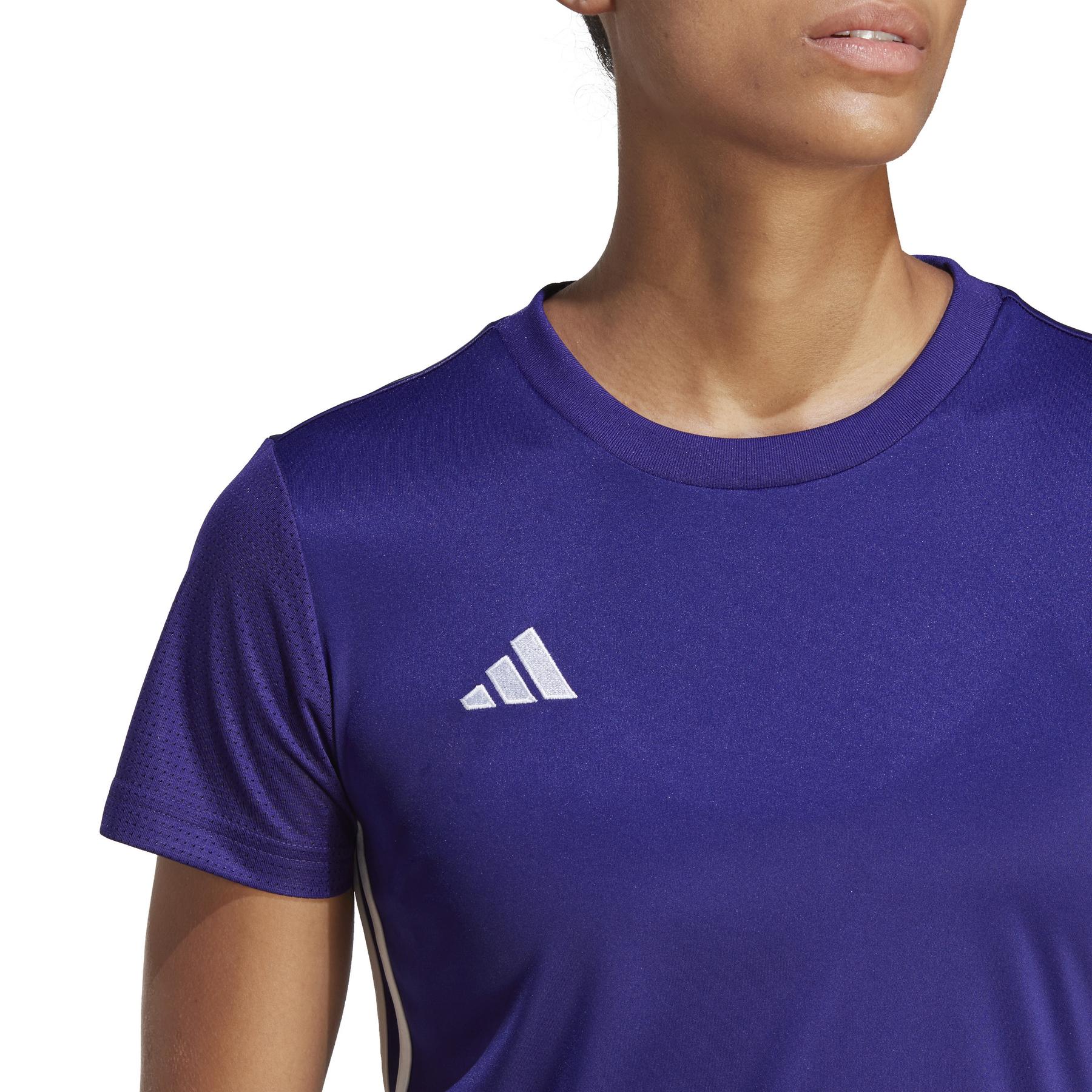 product/a/d/adidas_ib4931_8_apparel_on_model_detail_view_1_white.jpg