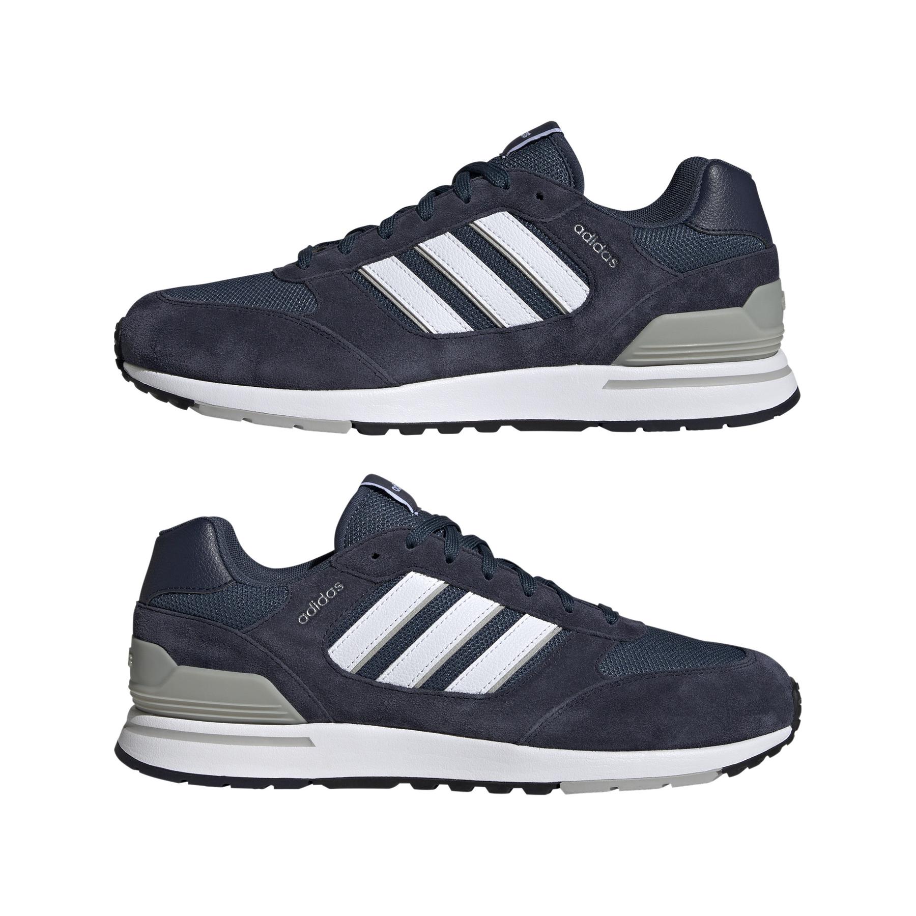 product/a/d/adidas_id1261_10_footwear_photography_mirrored_pair_view_white.jpg