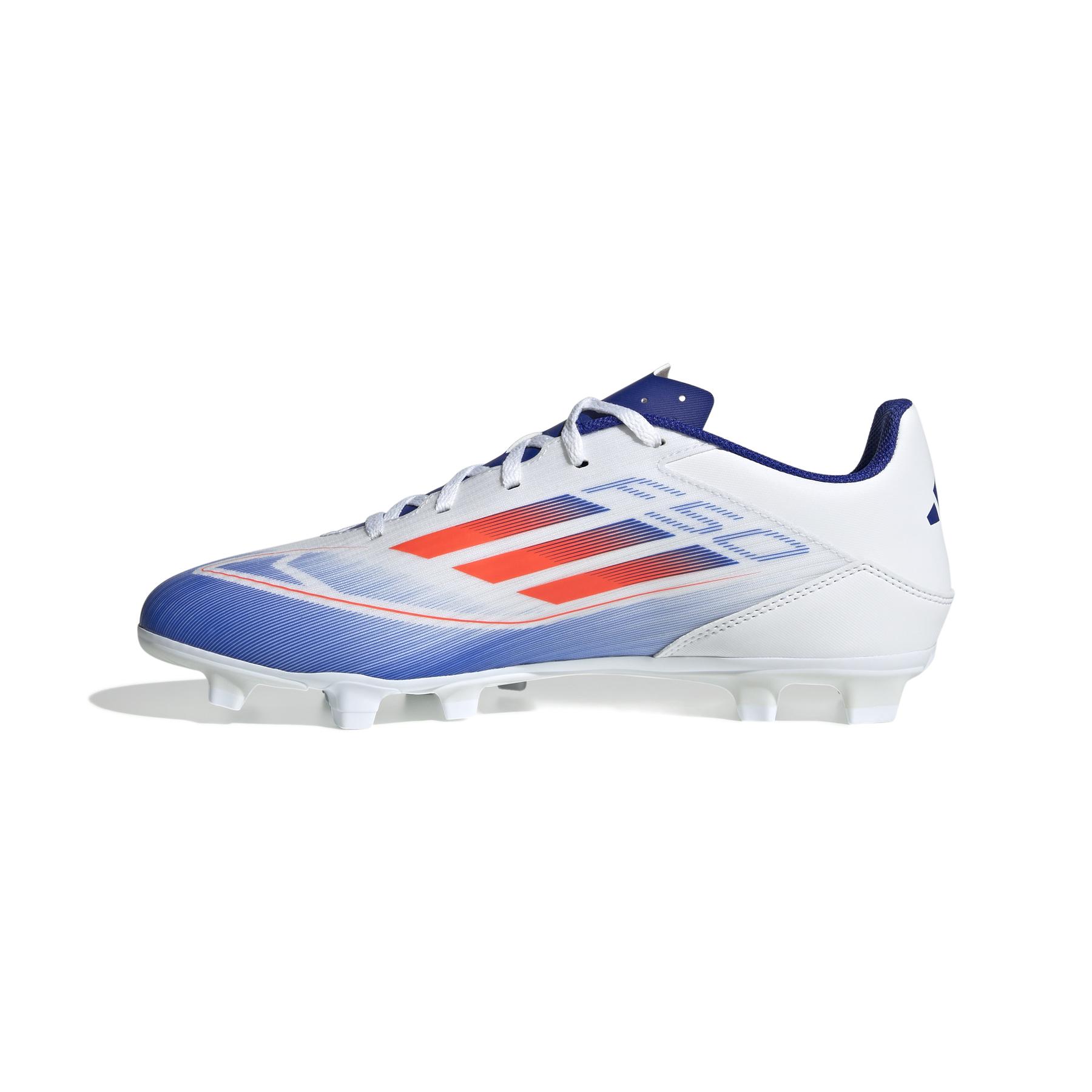 product/a/d/adidas_ie0611_4_footwear_photography_side_medial_center_view_white-nw052424.jpg