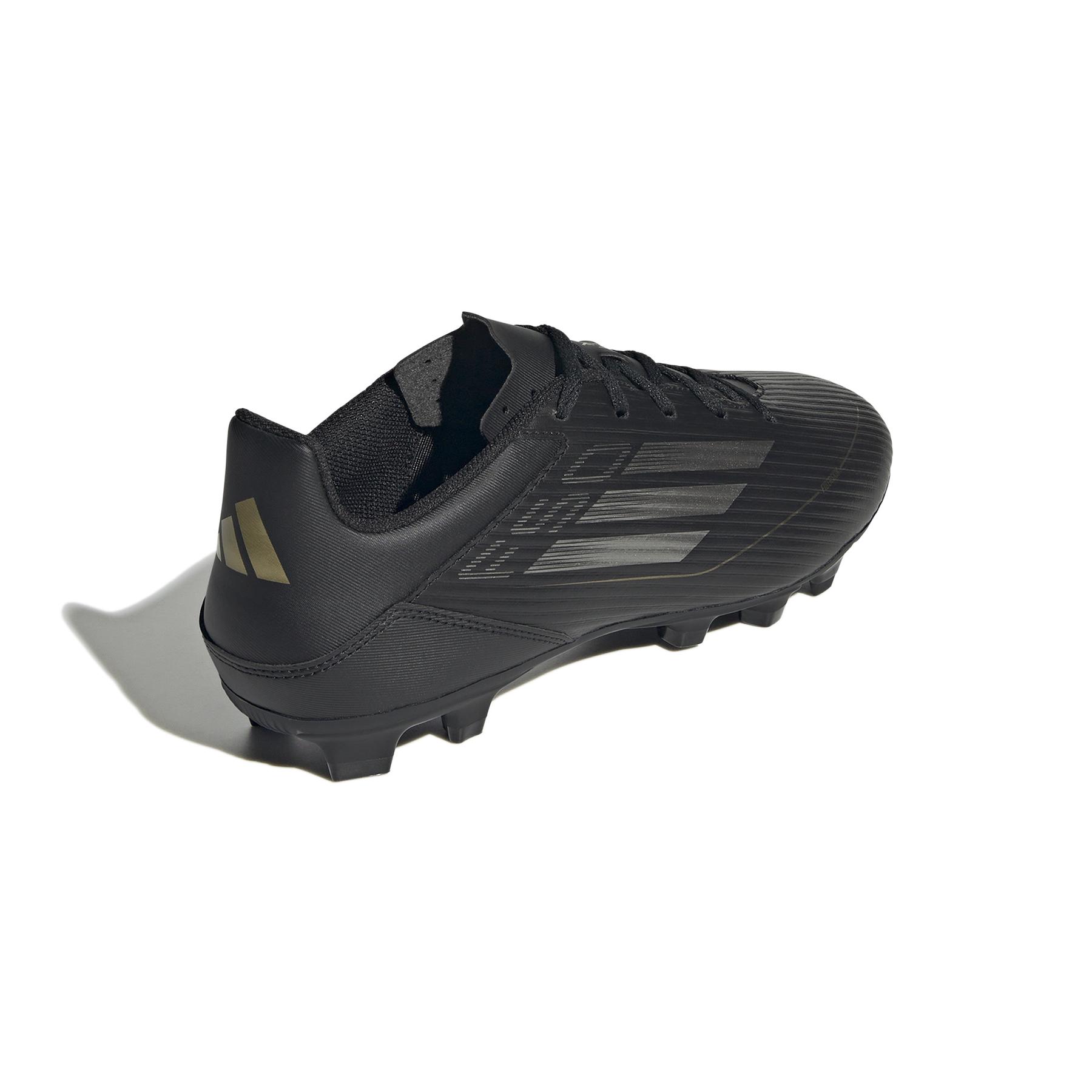 product/a/d/adidas_ie0614_6_footwear_photography_back_lateral_top_view_white.jpg