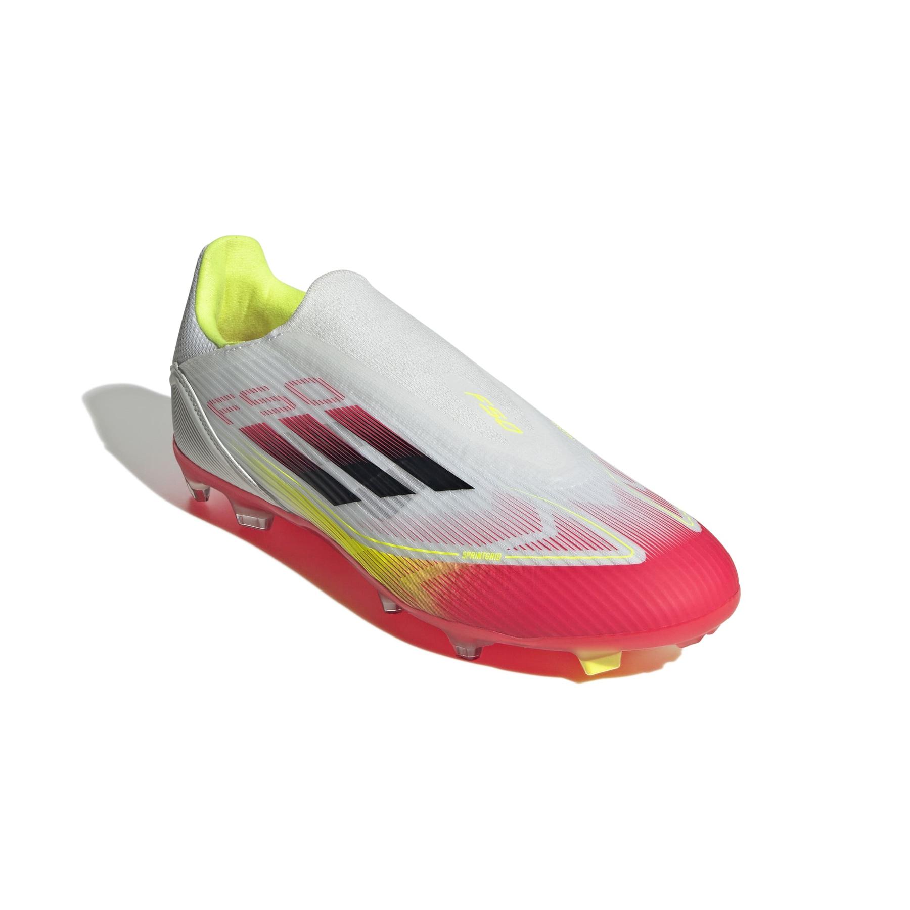product/a/d/adidas_ie1239_5_footwear_photography_front_lateral_top_view_white-nw091625.jpg