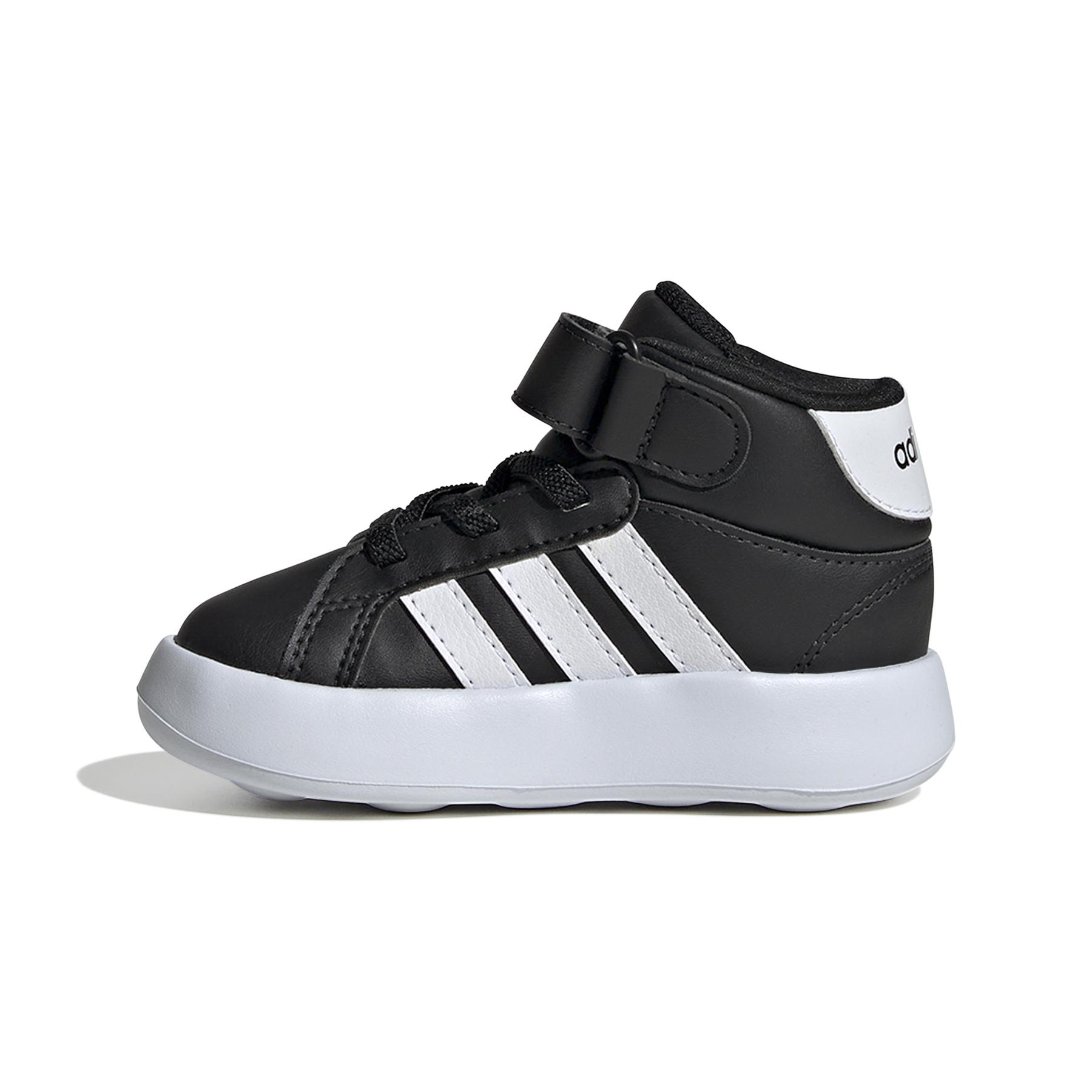 product/a/d/adidas_ie3867_5_footwear_photography_side_medial_center_view_white.jpg