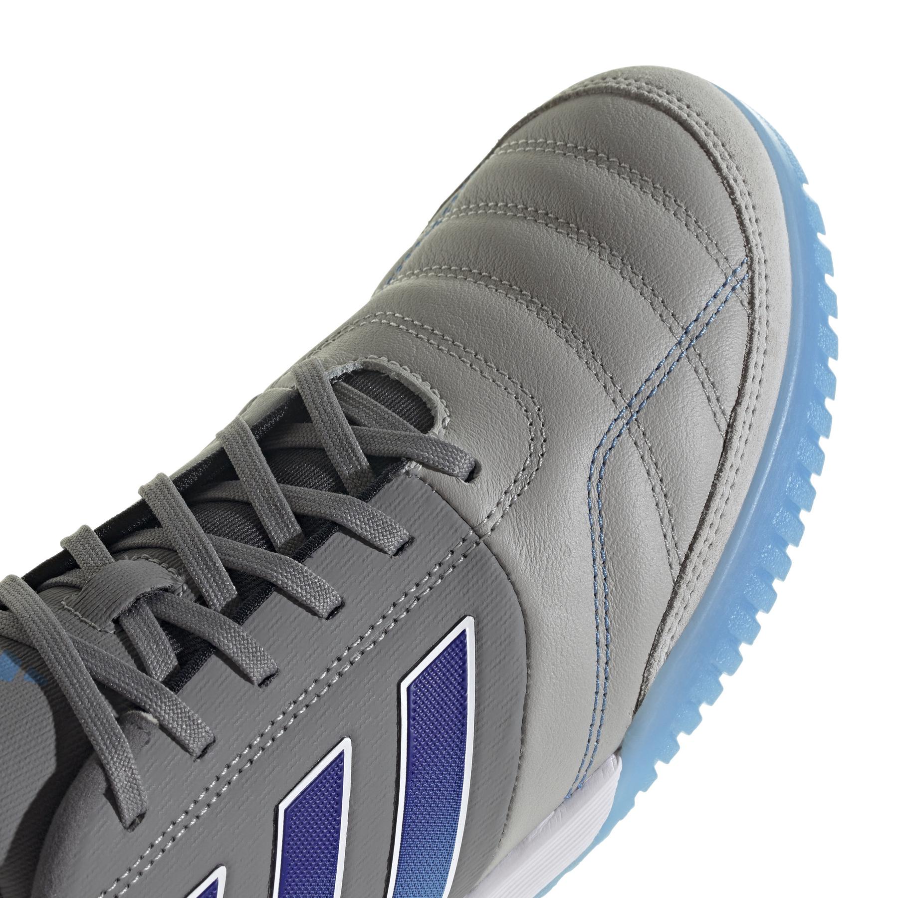 product/a/d/adidas_ie7551_8_footwear_photography_detail_view_2_white-new0201.jpg
