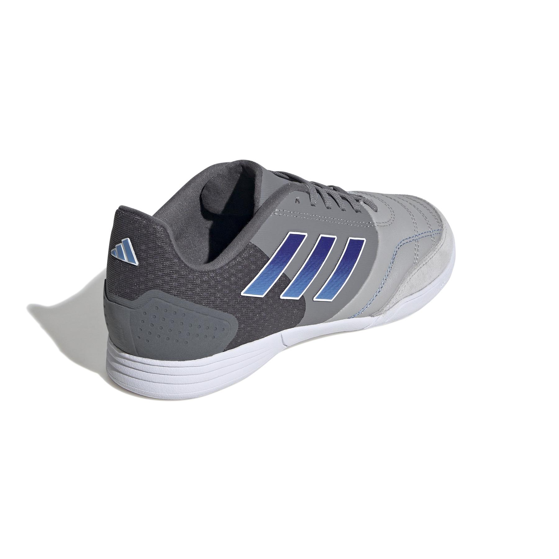 product/a/d/adidas_ie7562_6_footwear_photography_back_lateral_top_view_white.jpg