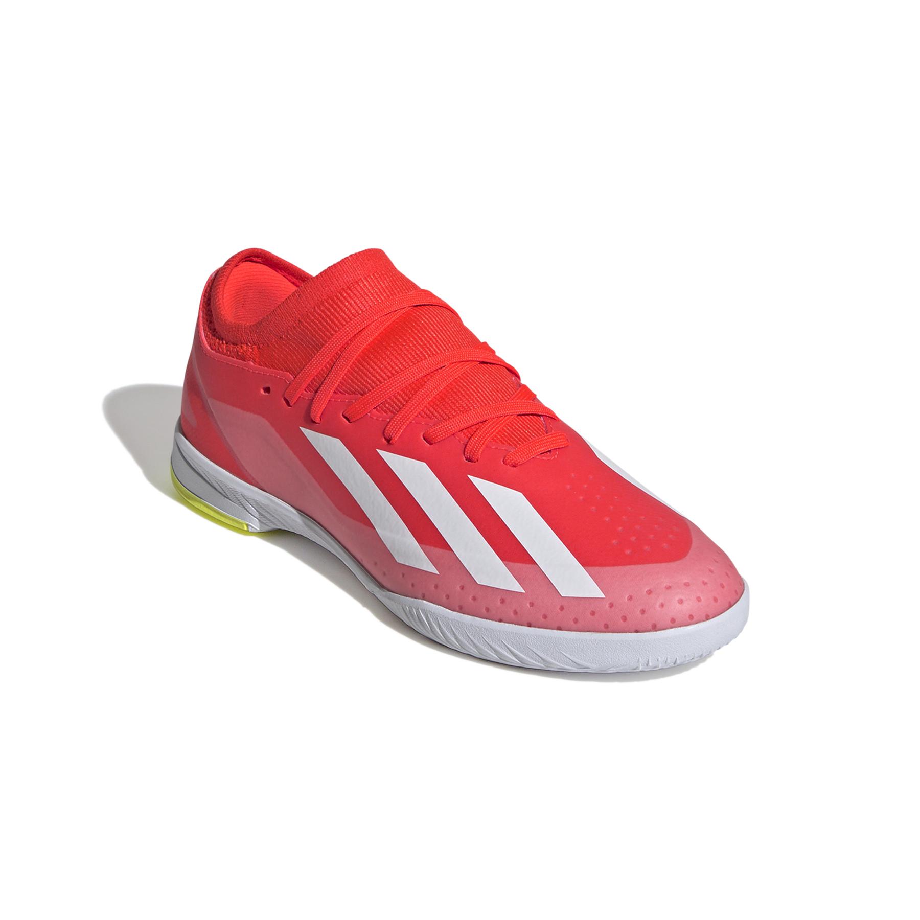 product/a/d/adidas_if0684_5_footwear_photography_front_lateral_top_view_white.jpg