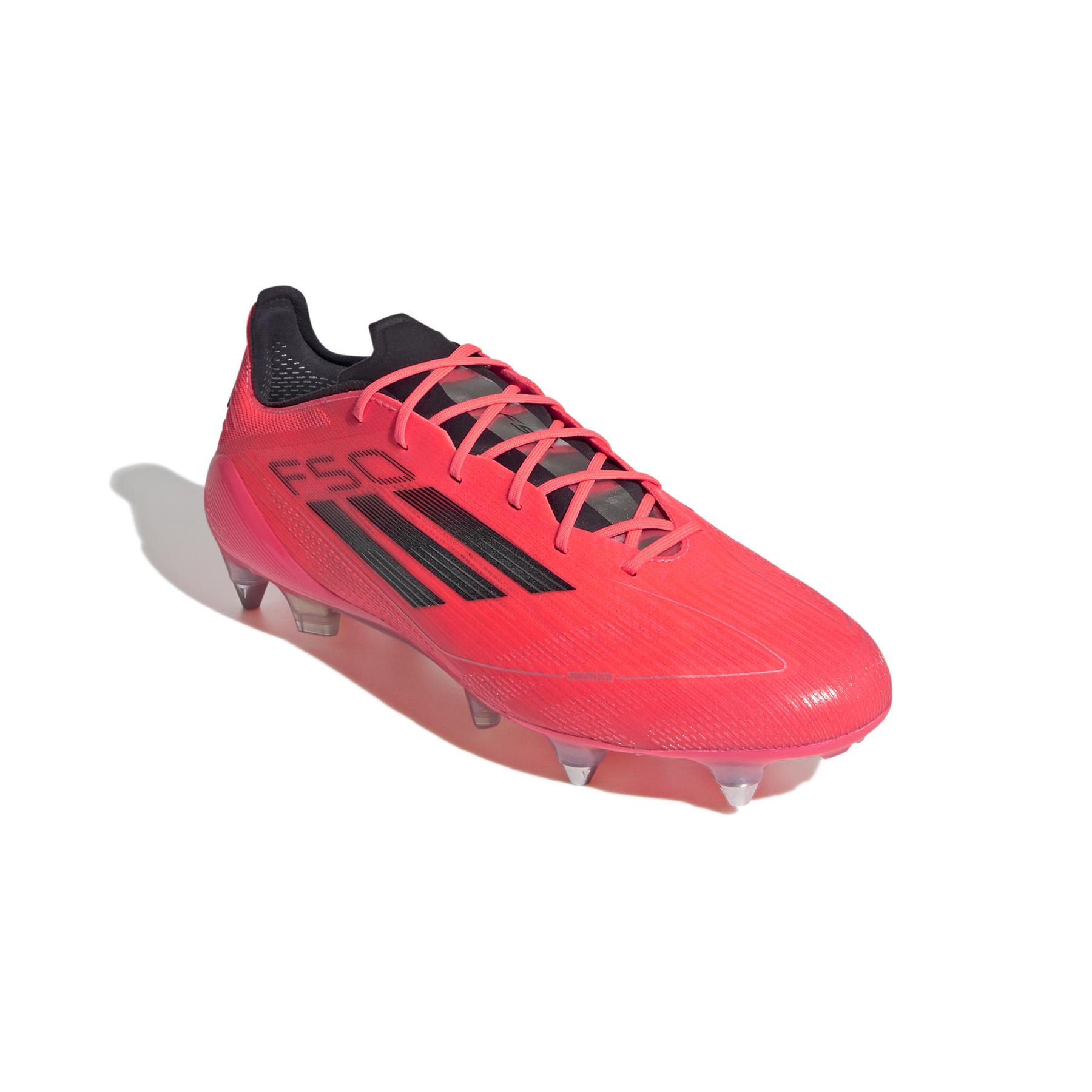 product/a/d/adidas_if1296_5_footwear_photography_front_lateral_top_view_white.jpg