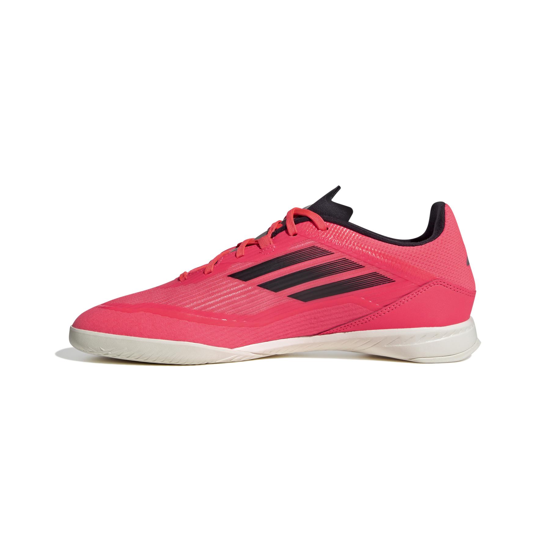 product/a/d/adidas_if1331_4_footwear_photography_side_medial_center_view_white.jpg