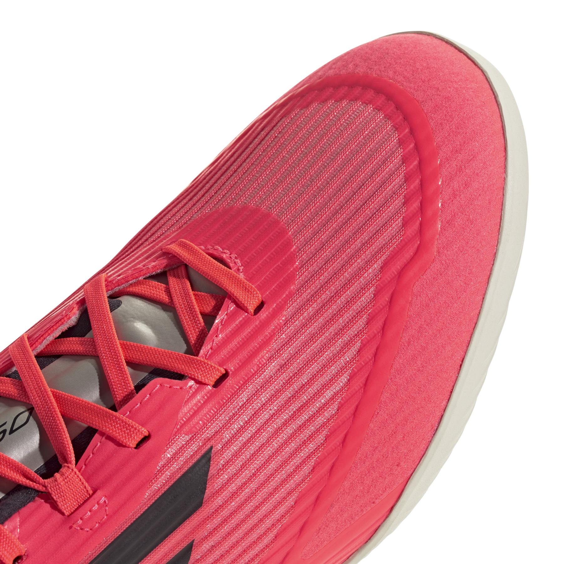 product/a/d/adidas_if1331_7_footwear_photography_detail_view_1_white.jpg