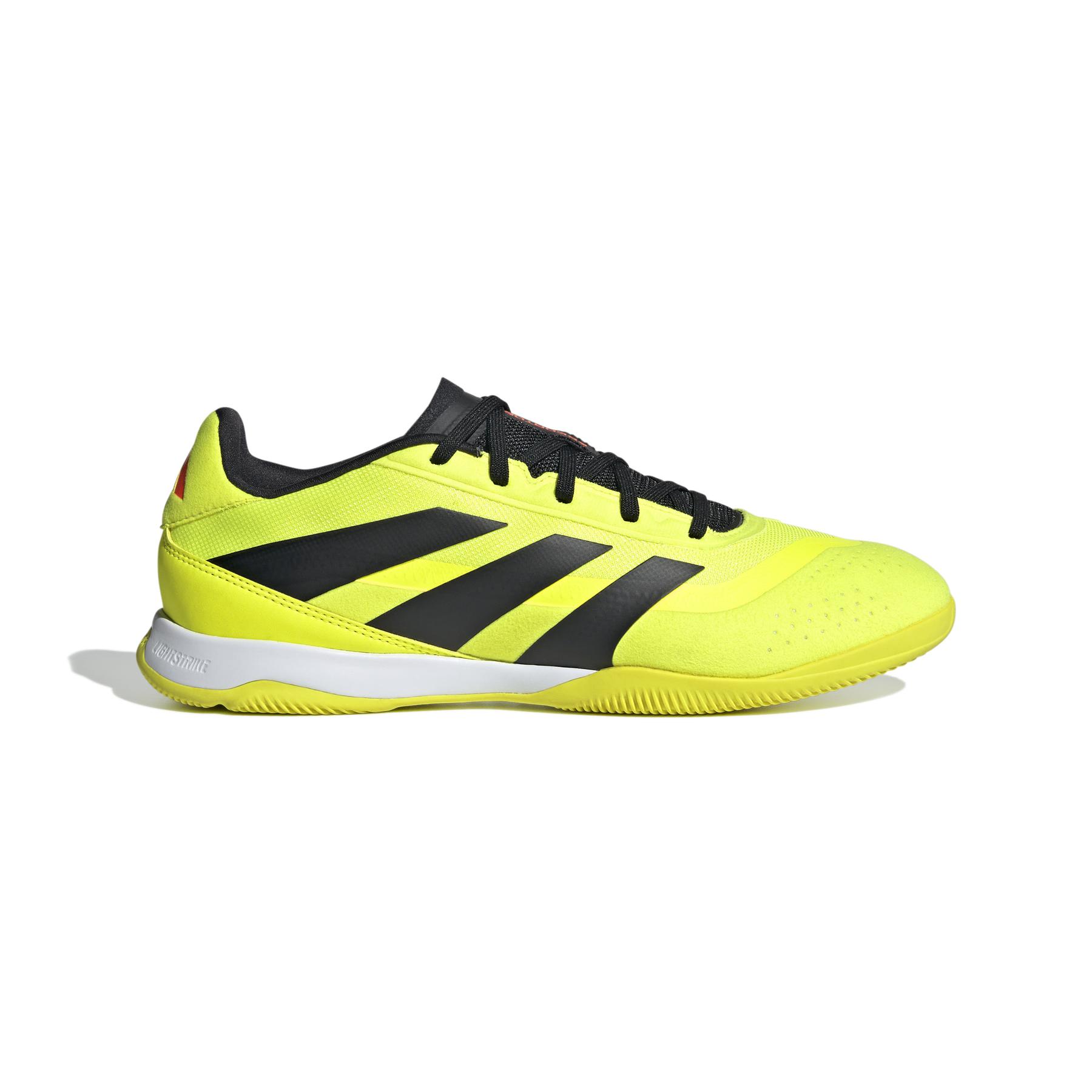 product/a/d/adidas_if5711_1_footwear_photography_side_lateral_center_view_white-nw091625.jpg