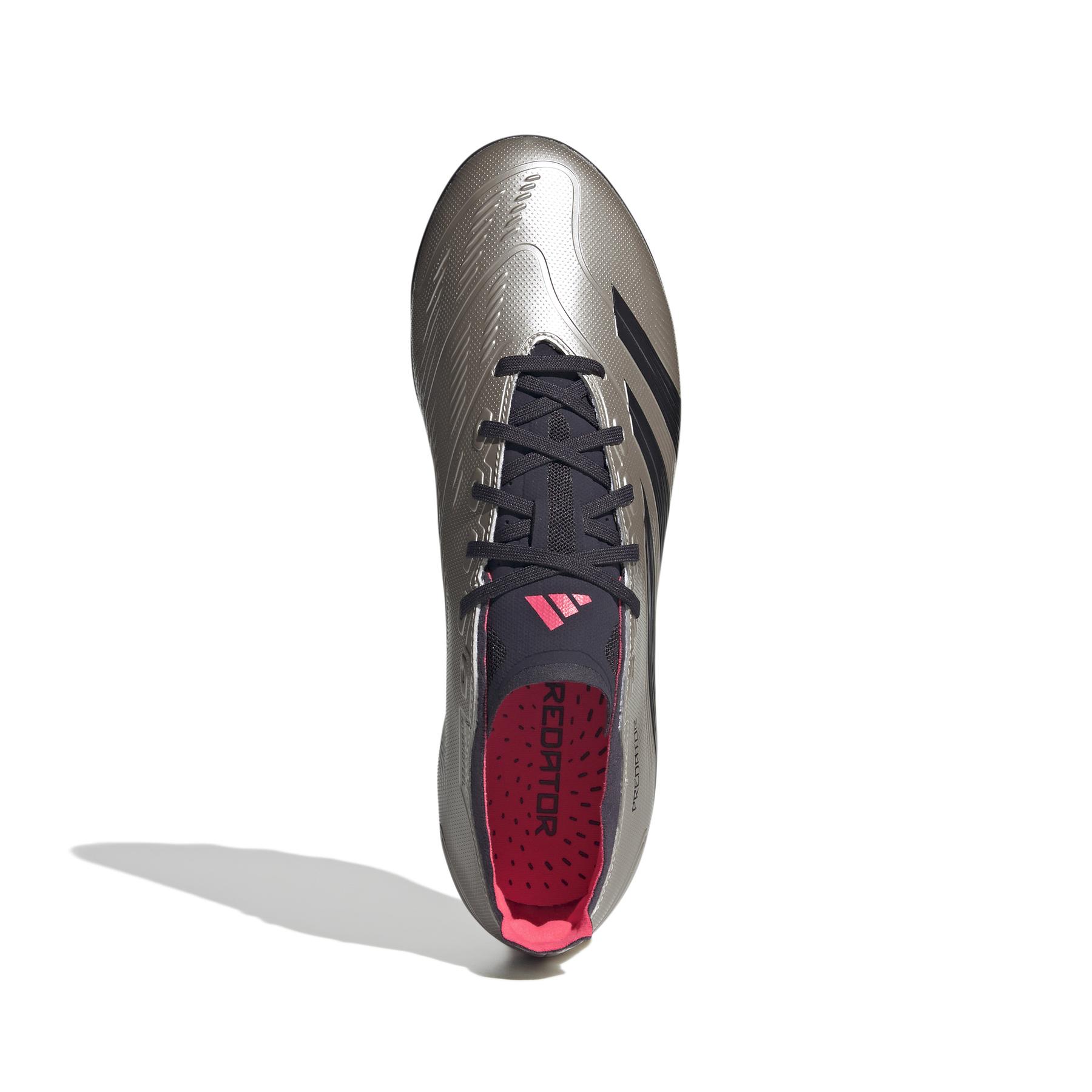 product/a/d/adidas_if6313_2_footwear_photography_top_portrait_view_white.jpg