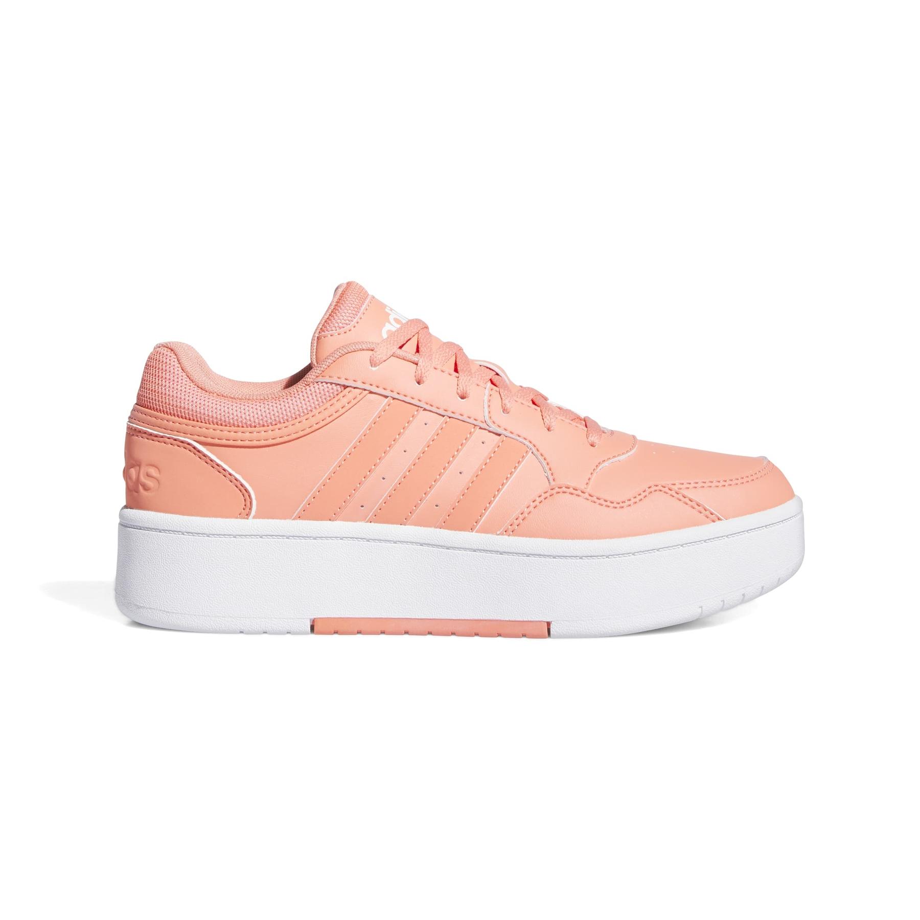 product/a/d/adidas_ih0184_1_footwear_photography_side_lateral_center_view_white-nw091625.jpg