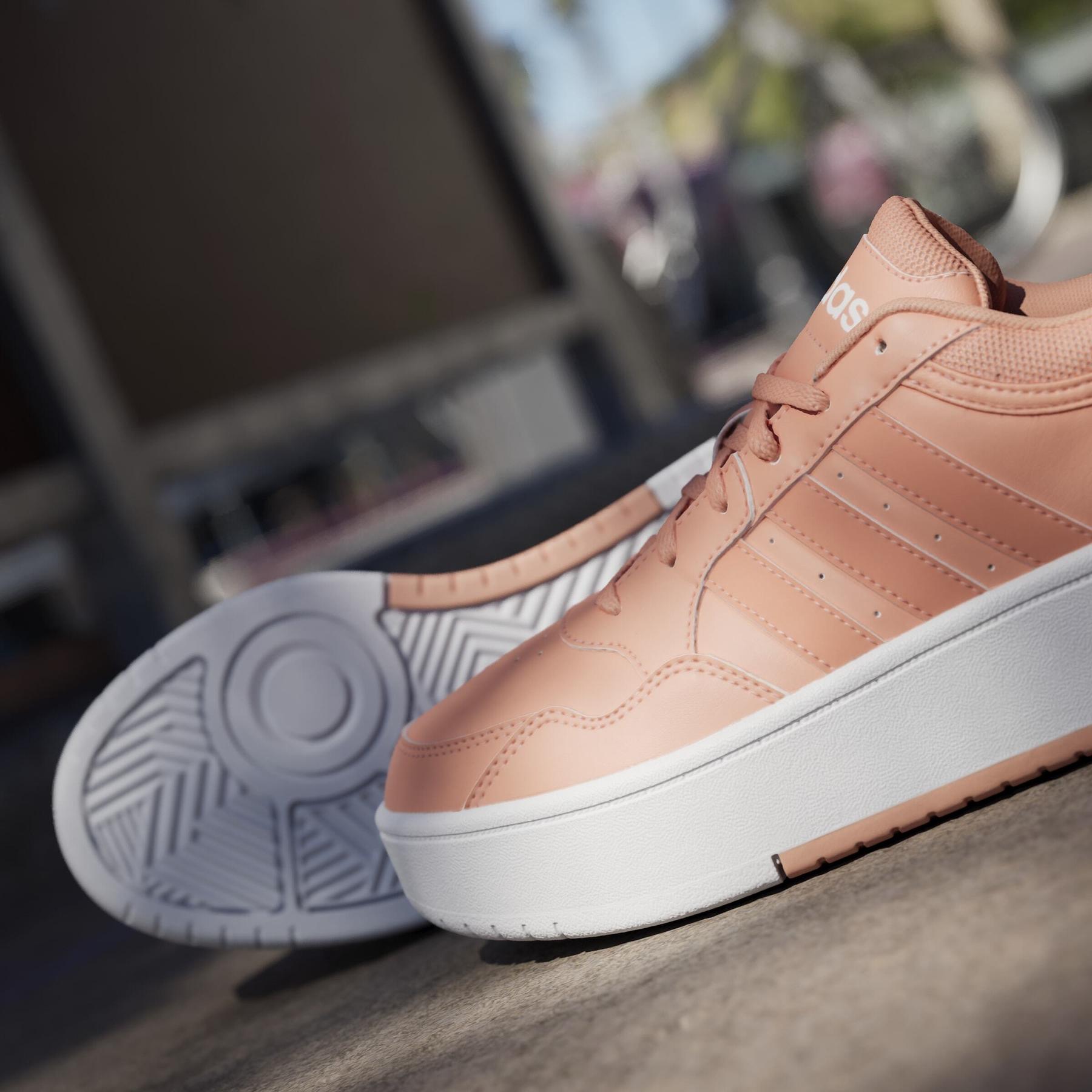 product/a/d/adidas_ih0184_21_footwear_photography_heromrktng_view_10-nw091625.jpg