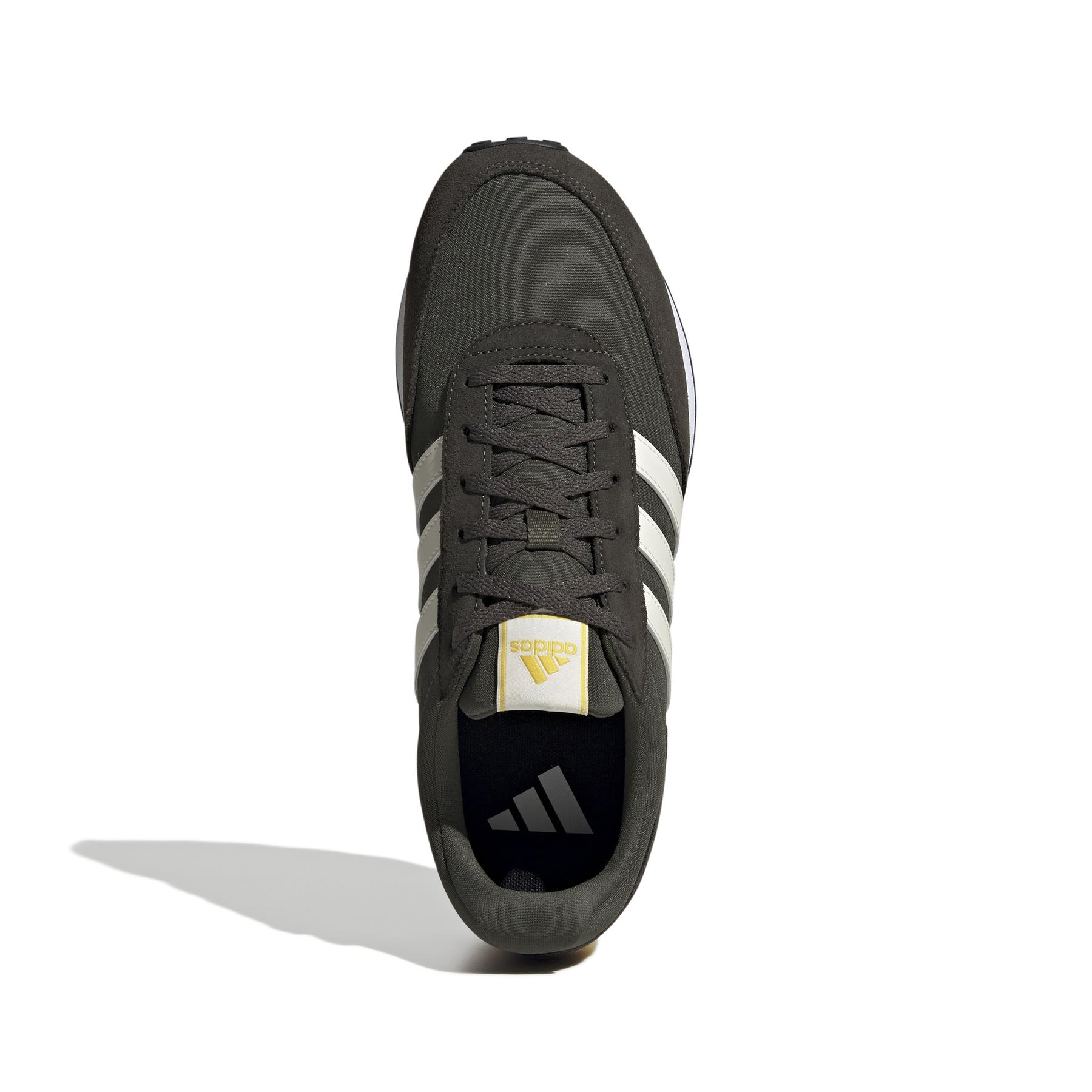 product/a/d/adidas_ih2436_3_footwear_photography_top_portrait_view_white.jpg