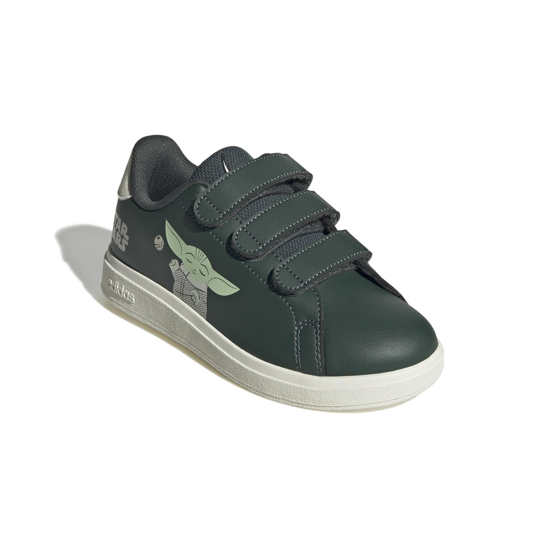 product/a/d/adidas_ih6253_6_footwear_photography_front_lateral_top_view_white-nw091625.jpg