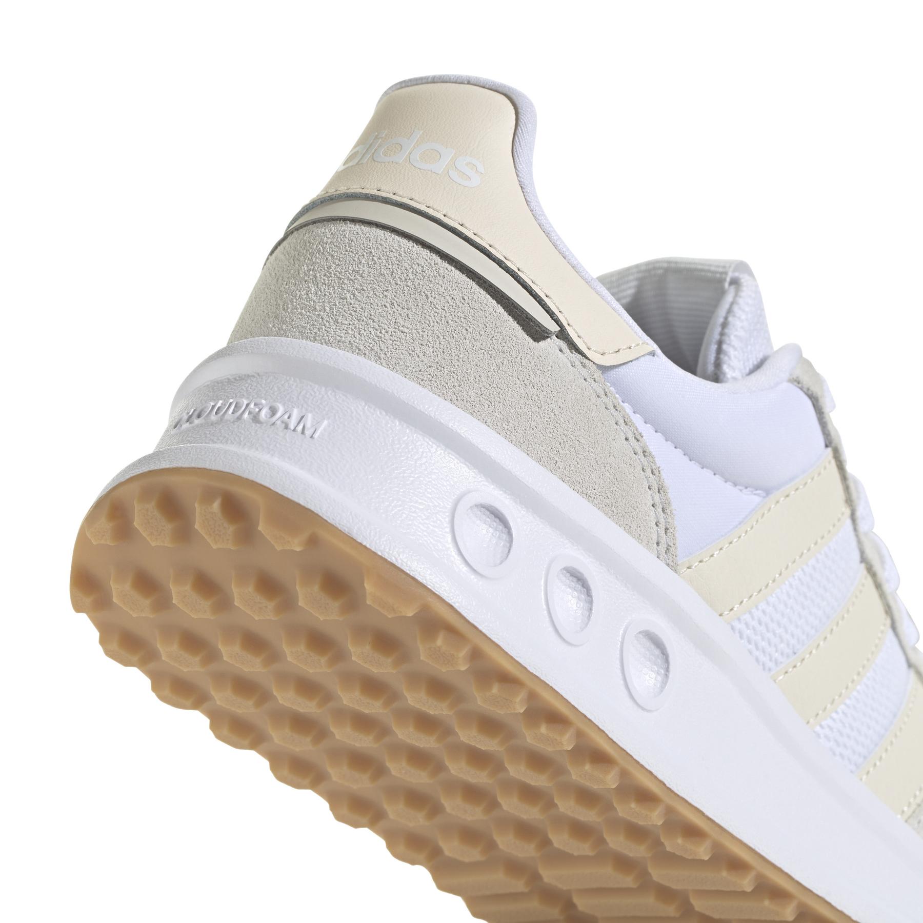 product/a/d/adidas_ih8622_8_footwear_photography_detail_view_1_white.jpg