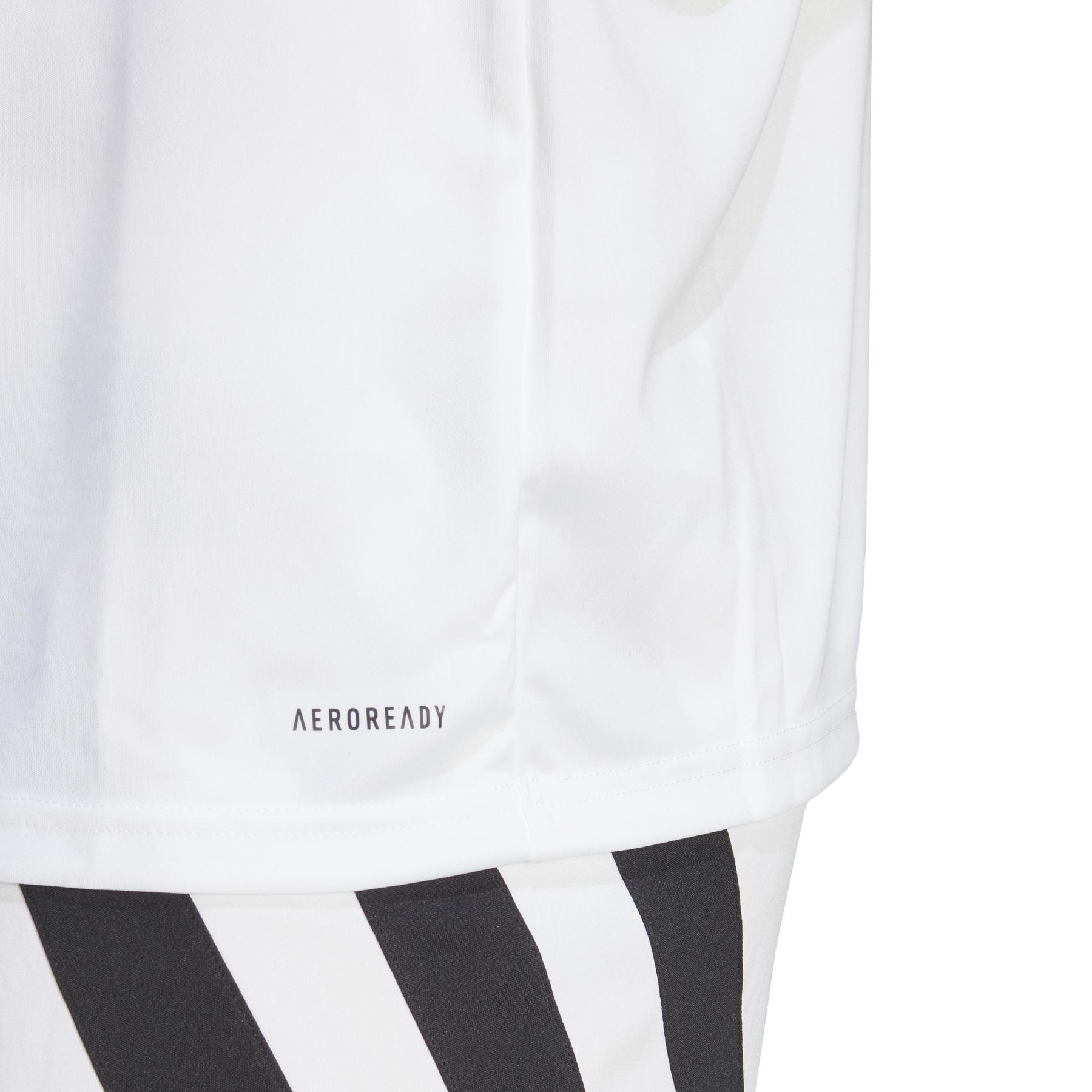 product/a/d/adidas_ik5745_9_apparel_on_model_detail_view_2_white.jpg