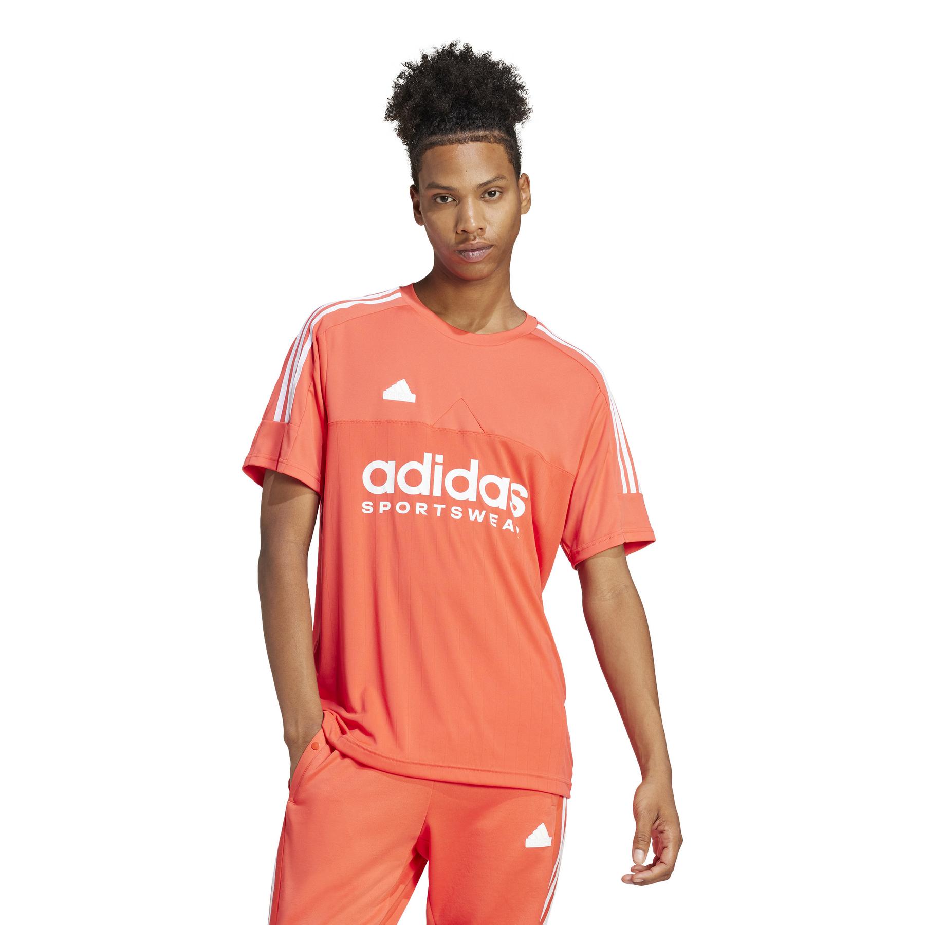 product/a/d/adidas_il5662_3_apparel_on_model_standard_view_white-nw052224.jpg