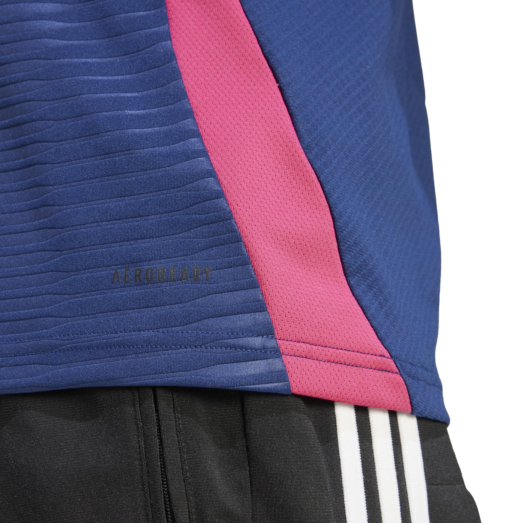 product/a/d/adidas_in1099_9_apparel_on_model_detail_view_2_white.jpg