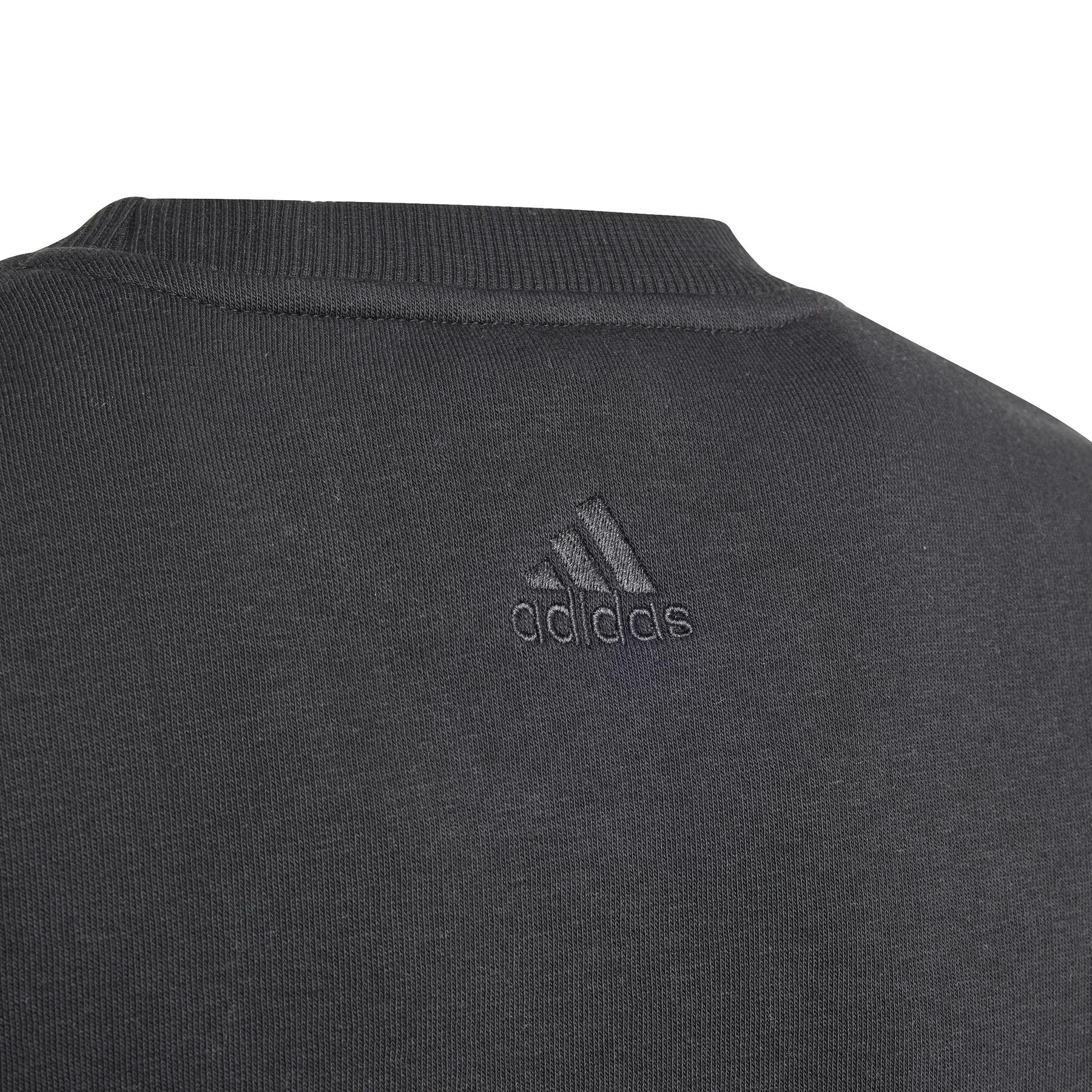 product/a/d/adidas_in2845_5_apparel_photography_detail_view_2_white.jpg