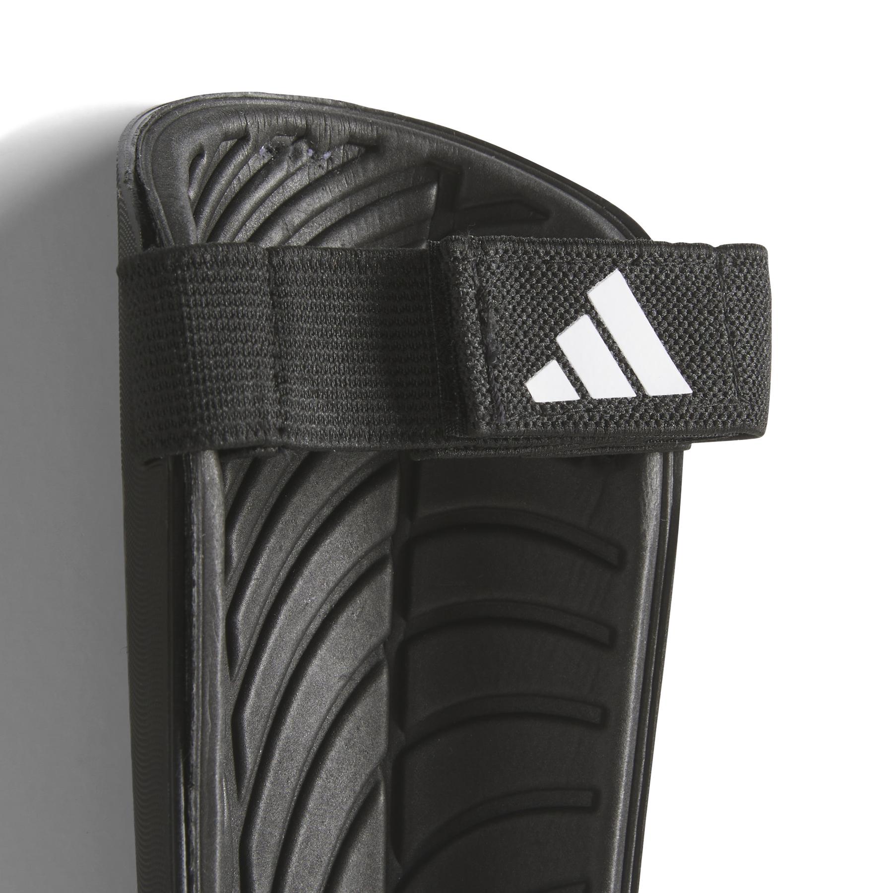 product/a/d/adidas_ip3998_3_hardware_photography_detail_view_2_white.jpg