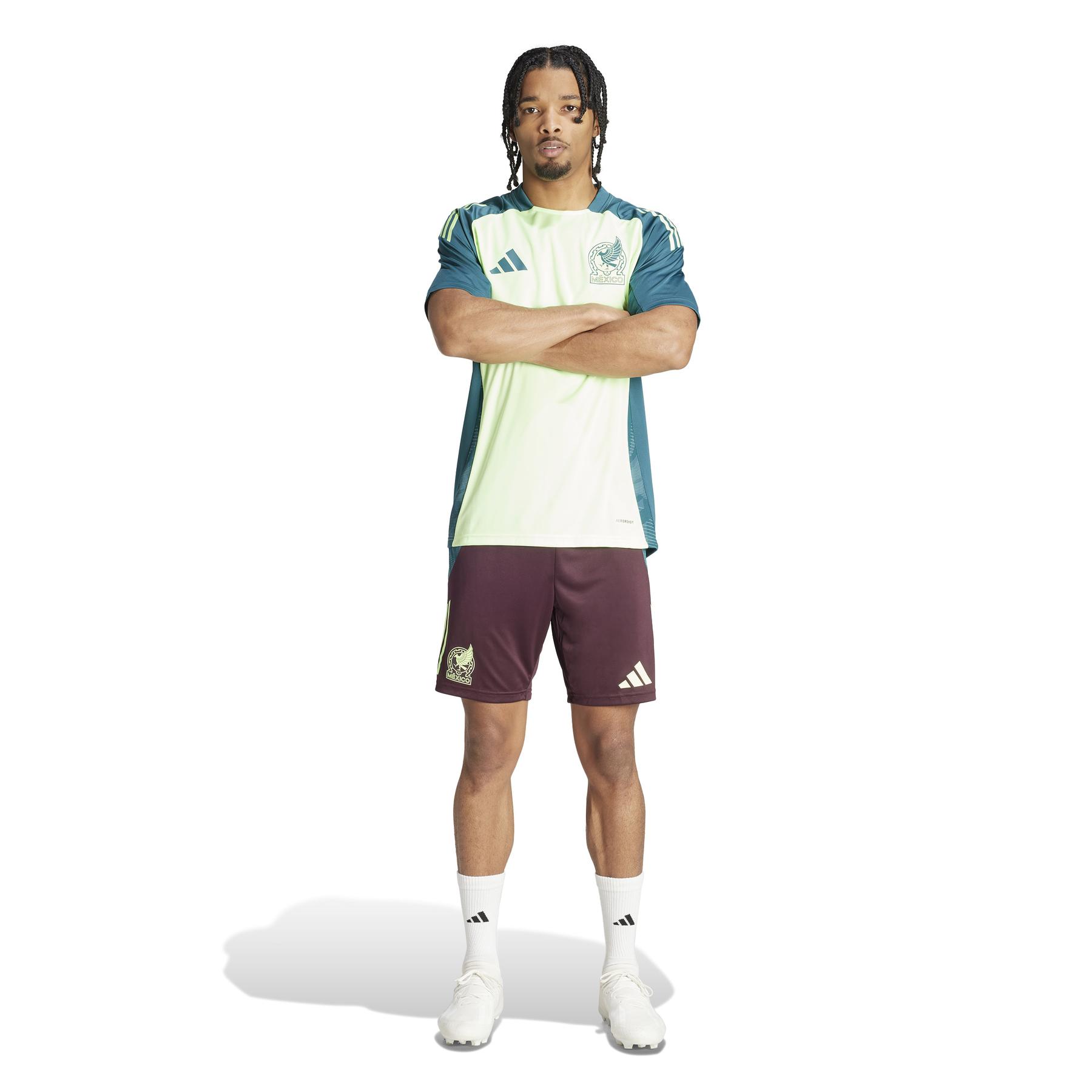 product/a/d/adidas_ip6334_8_apparel_on_model_standard_outfit_view_white-nw032524.jpg