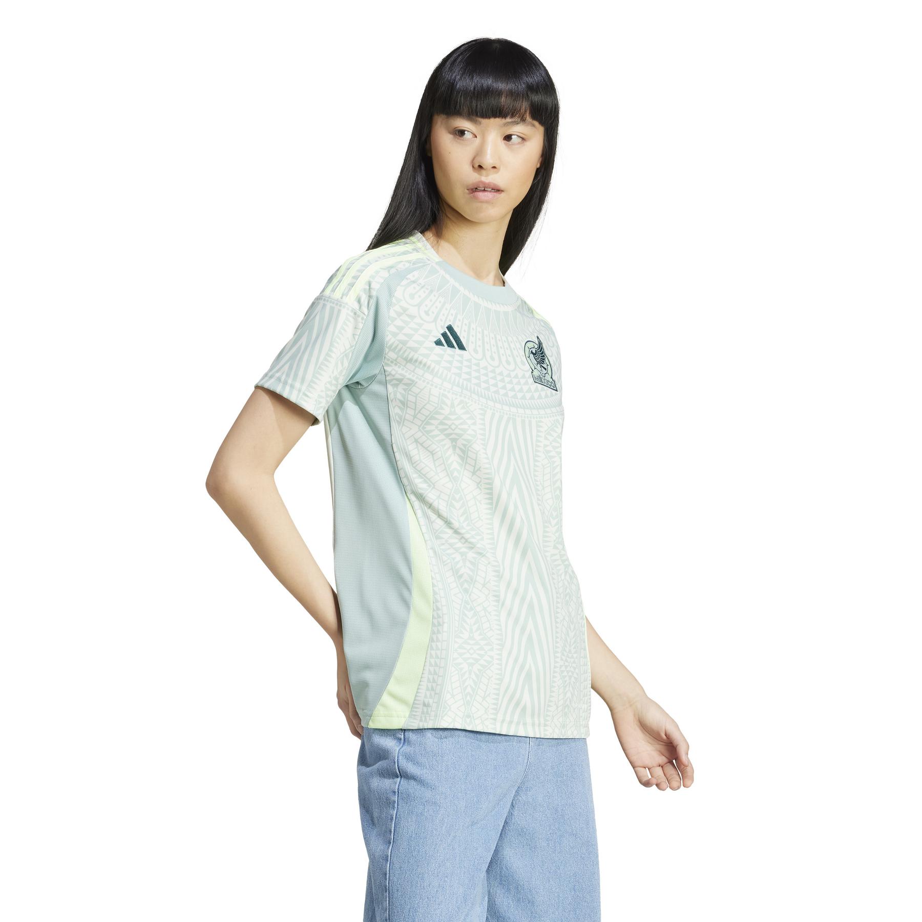 product/a/d/adidas_ip6388_7_apparel_on_model_walking_view_white.jpg