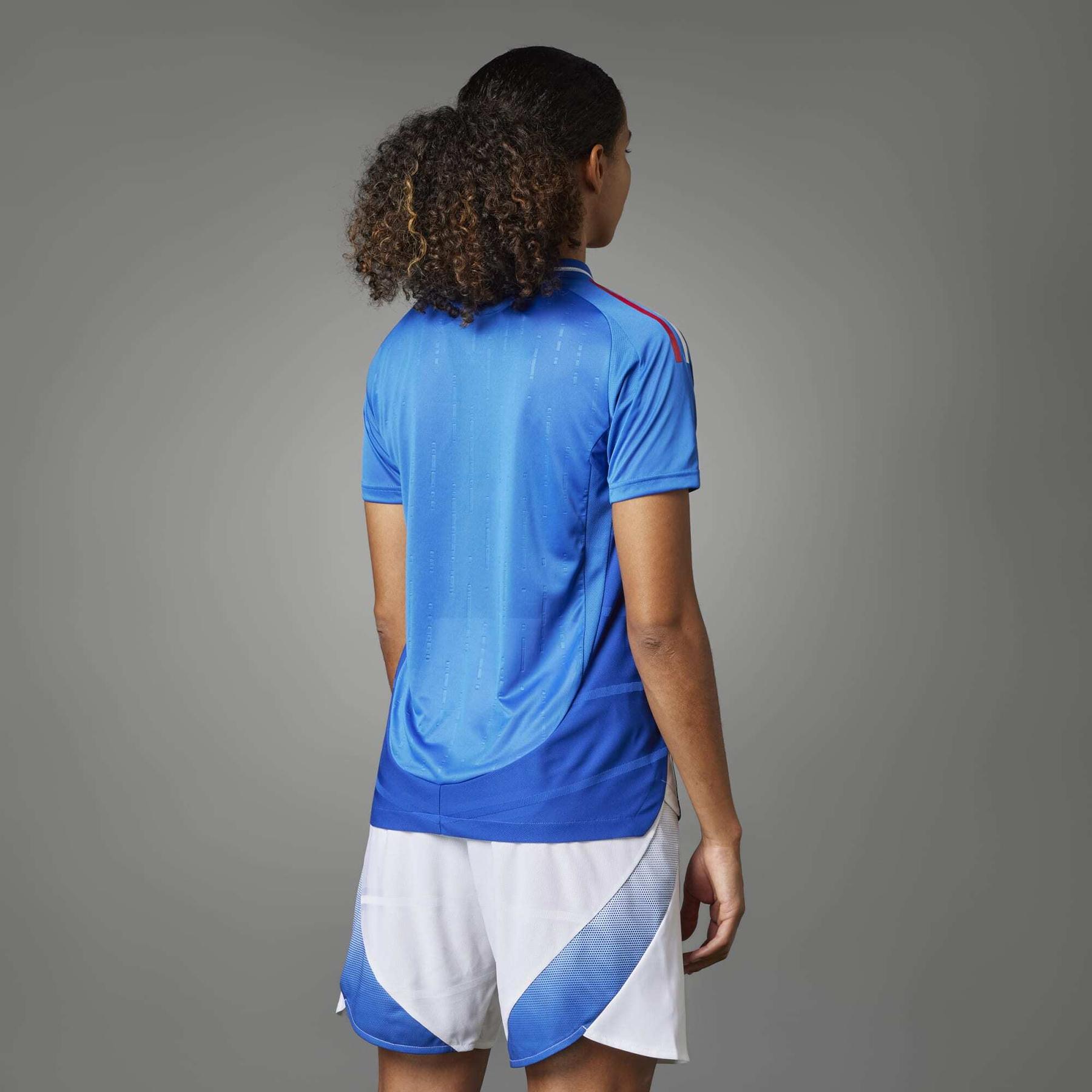 product/a/d/adidas_iq0480_14_apparel_photography_heromrktng_view_5_white.jpg