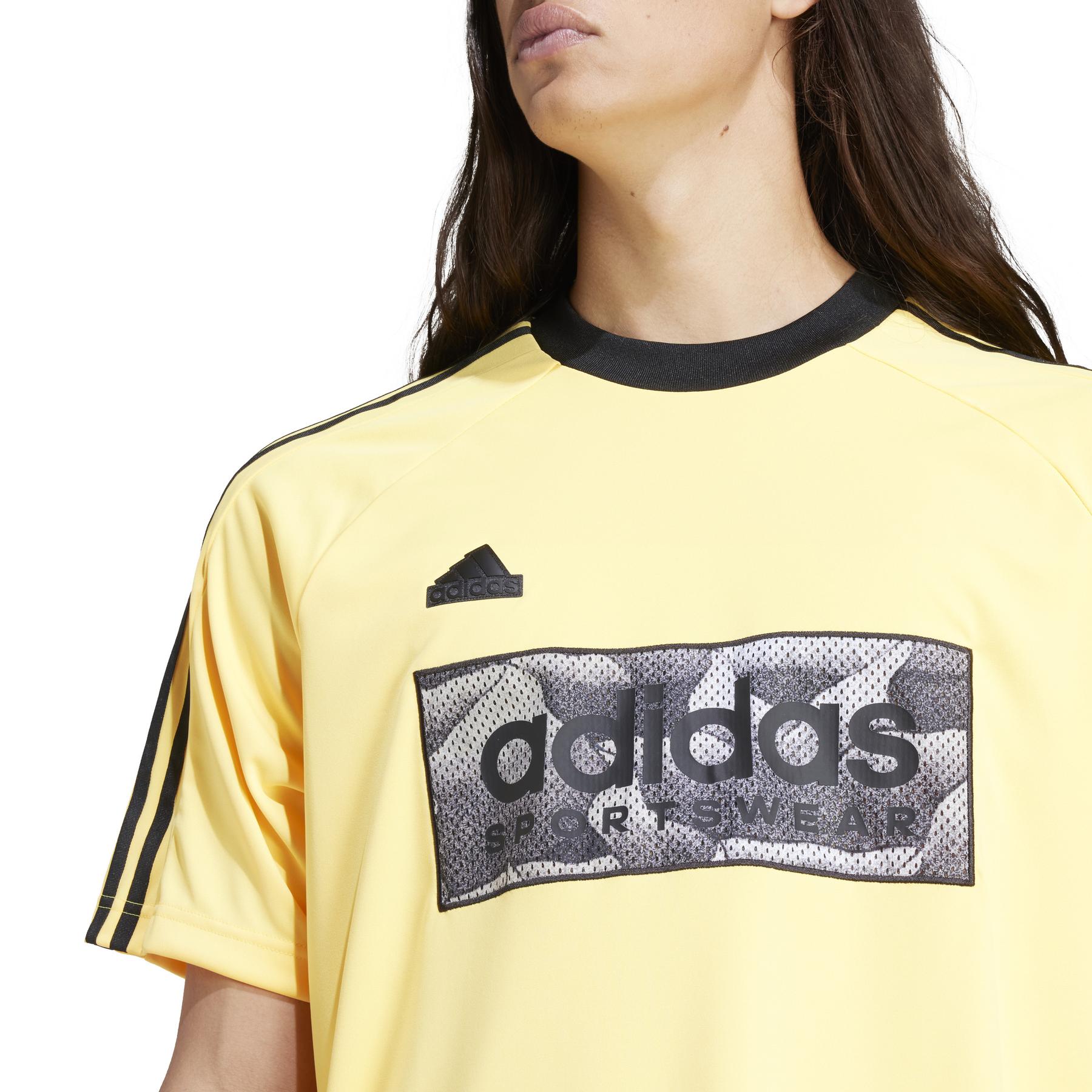 product/a/d/adidas_is1536_7_apparel_on_model_detail_view_1_white.jpg