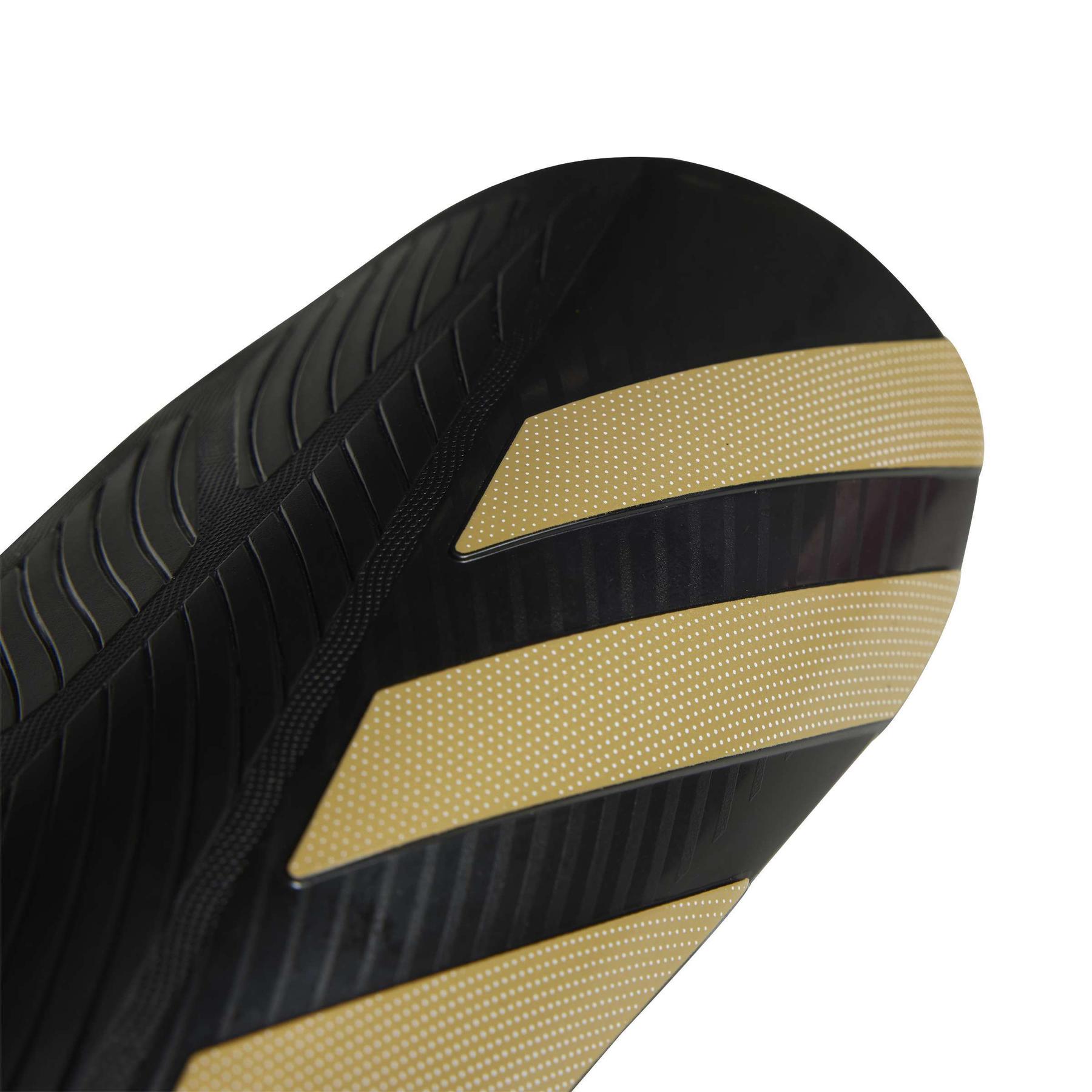 product/a/d/adidas_is5407_3_hardware_photography_detail_view_2_white.jpg