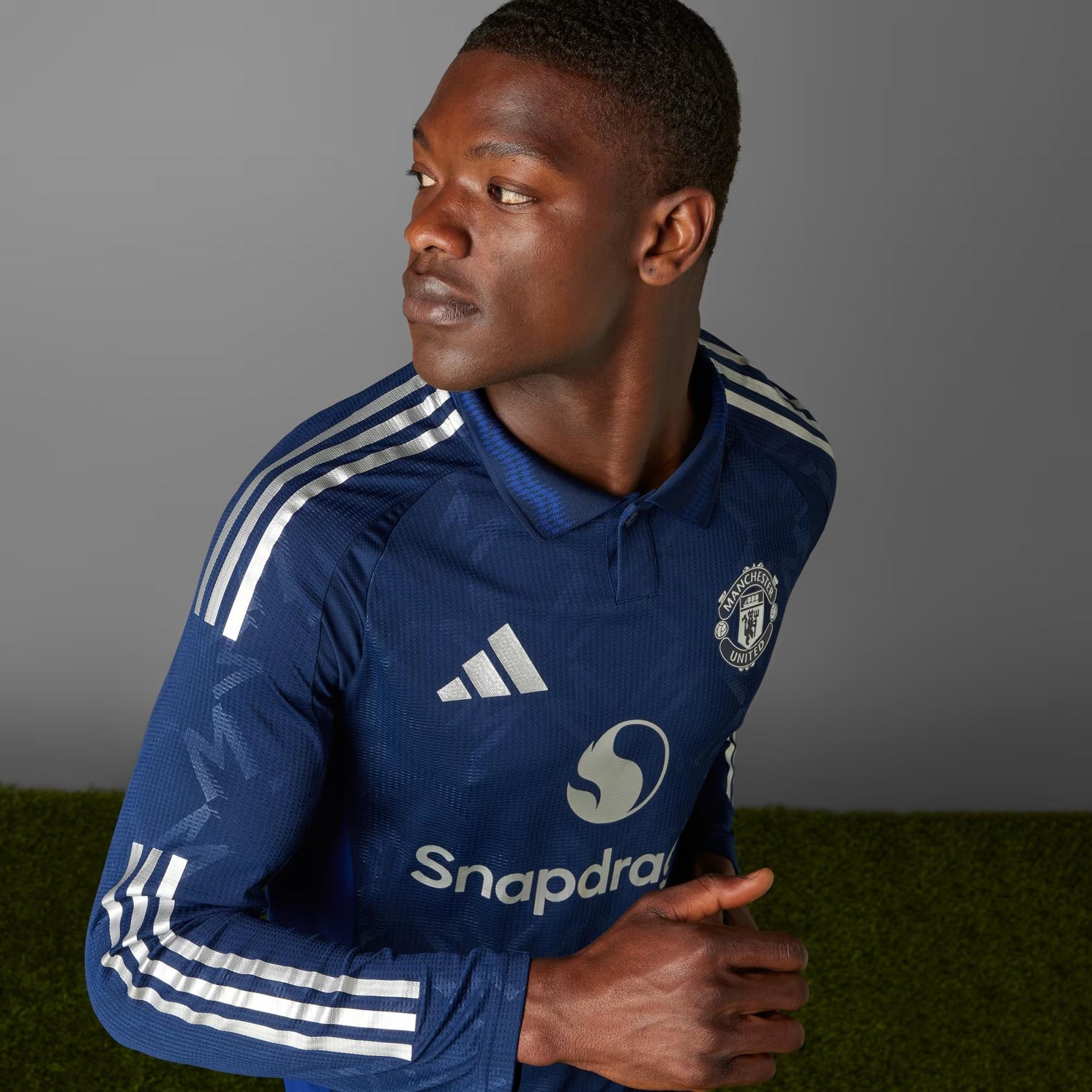 product/a/d/adidas_it1982_blue_6.jpg